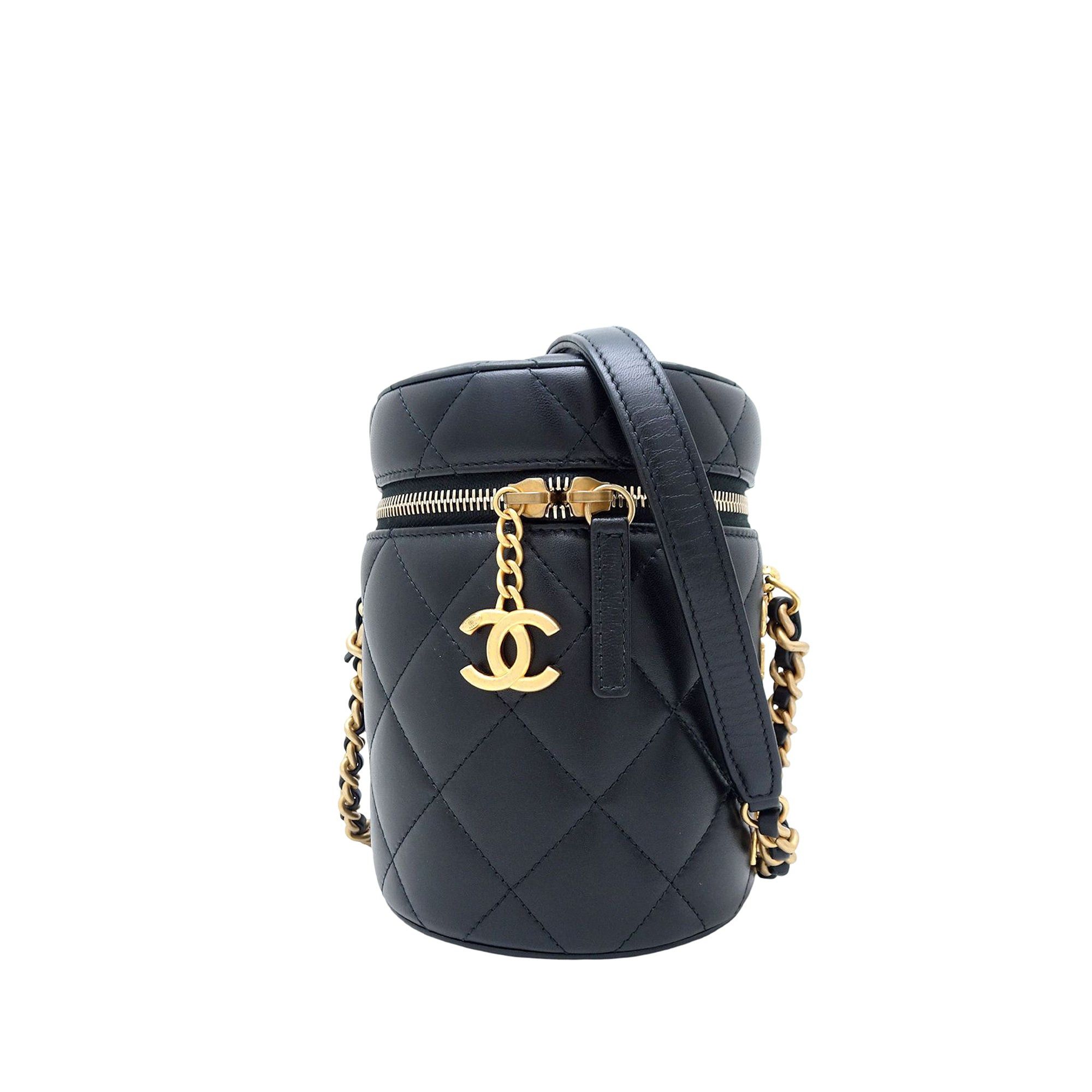 Chanel Small Quilted Lambskin Side Note Vanity Case Size ONE SIZE - 1 Thumbnail