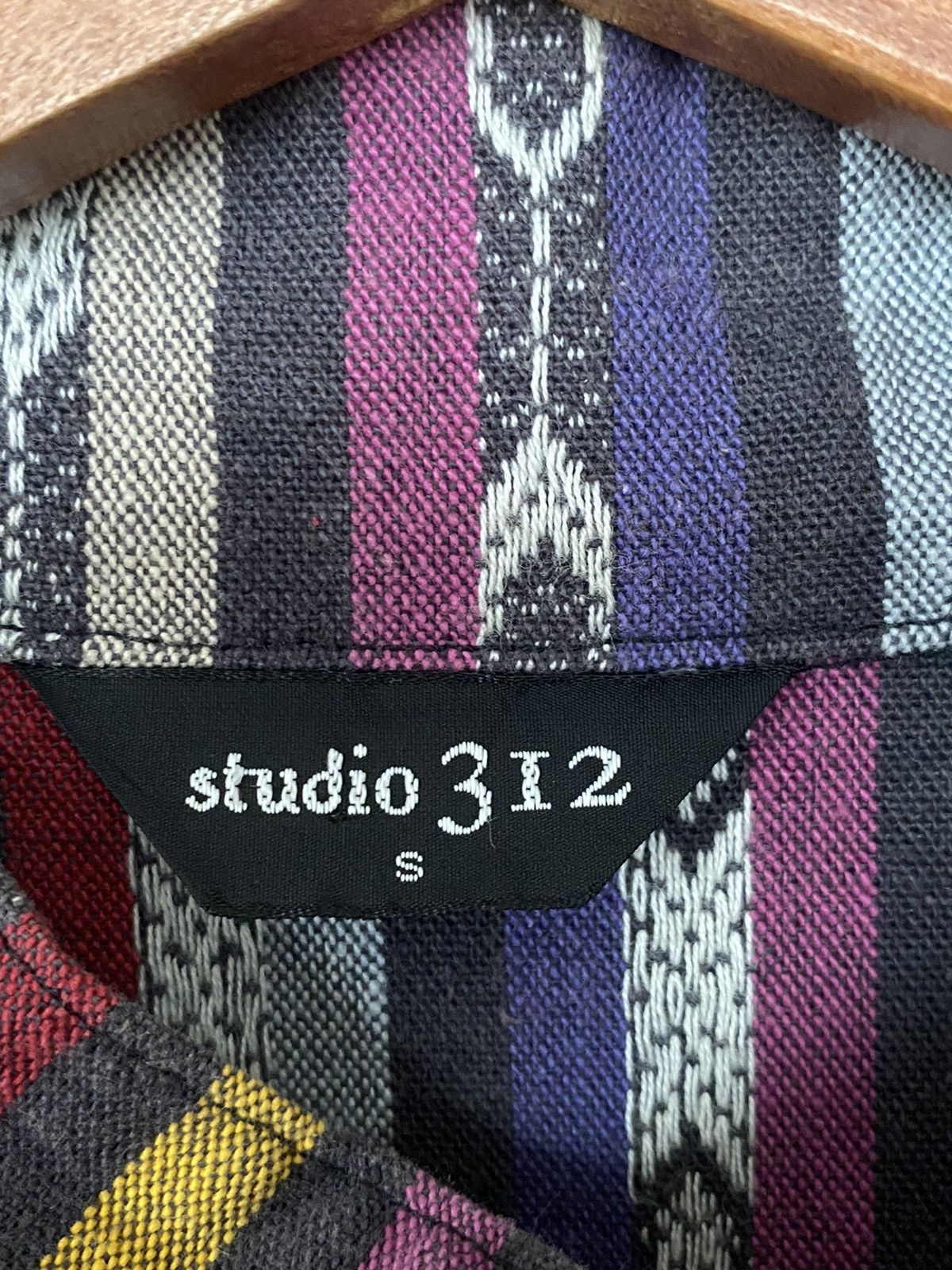 Vintage Vintage Brand Studio 312 Navajo Jacket 1990s Size US S / EU 44-46 / 1 - 7 Thumbnail