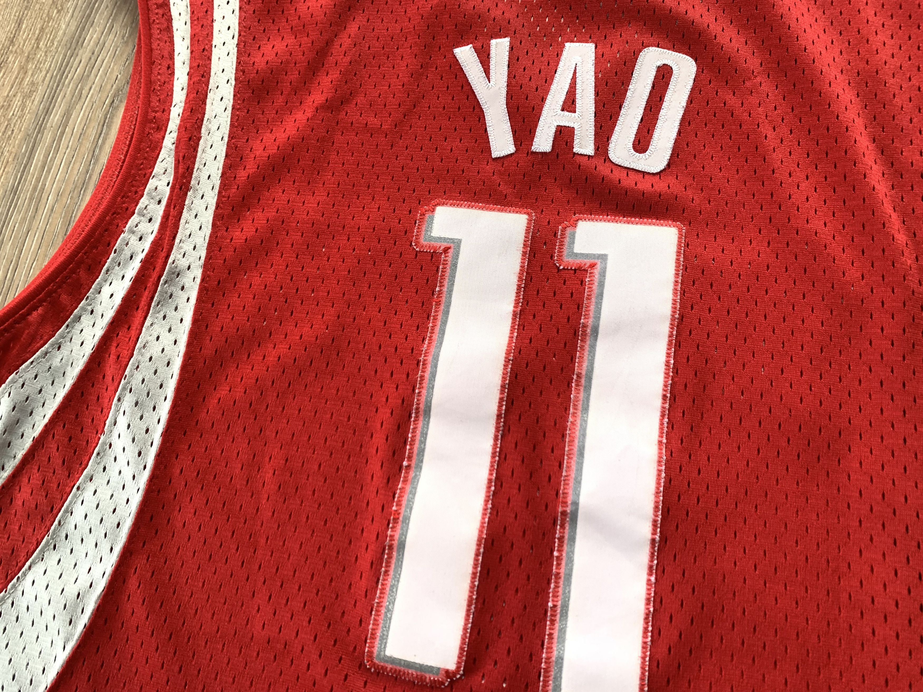 Adidas × NBA × Vintage Vintage Adidas Houston Rockets Yao Ming #11 Jersey Size US S / EU 44-46 / 1 - 8 Thumbnail