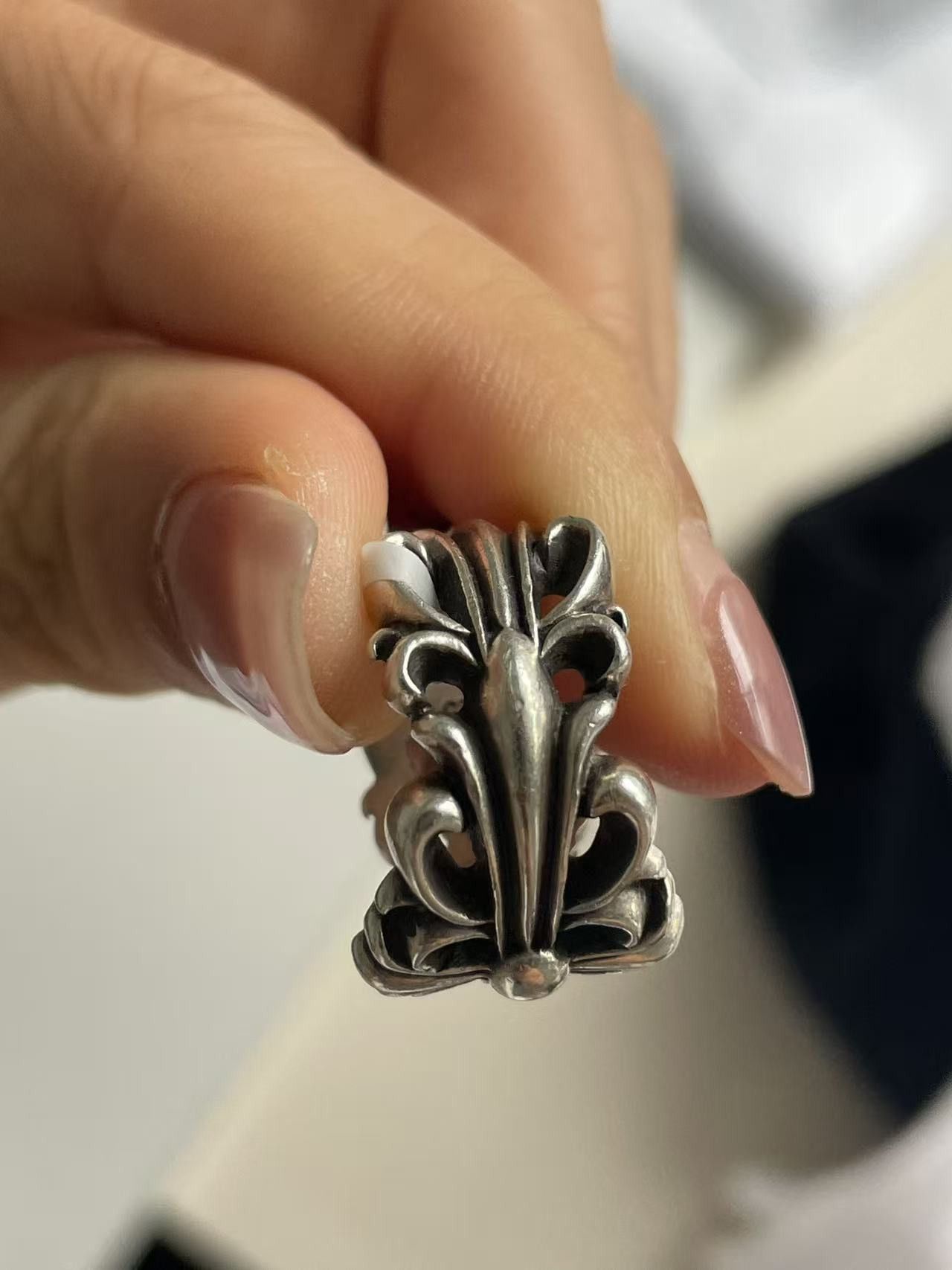 Chrome Hearts Chrome Hearts Silver Floral Cross Ring Size ONE SIZE - 19 Thumbnail