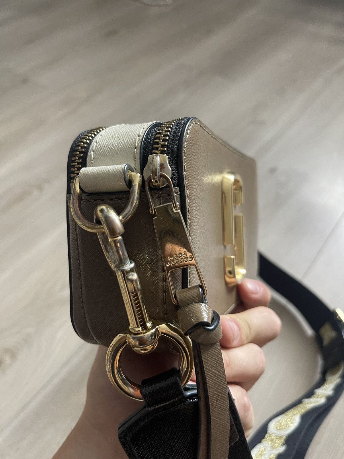 Marc Jacobs MARC JACOBS THE SNAPSHOT Shoulder Bag Brown Size ONE SIZE - 6 Thumbnail