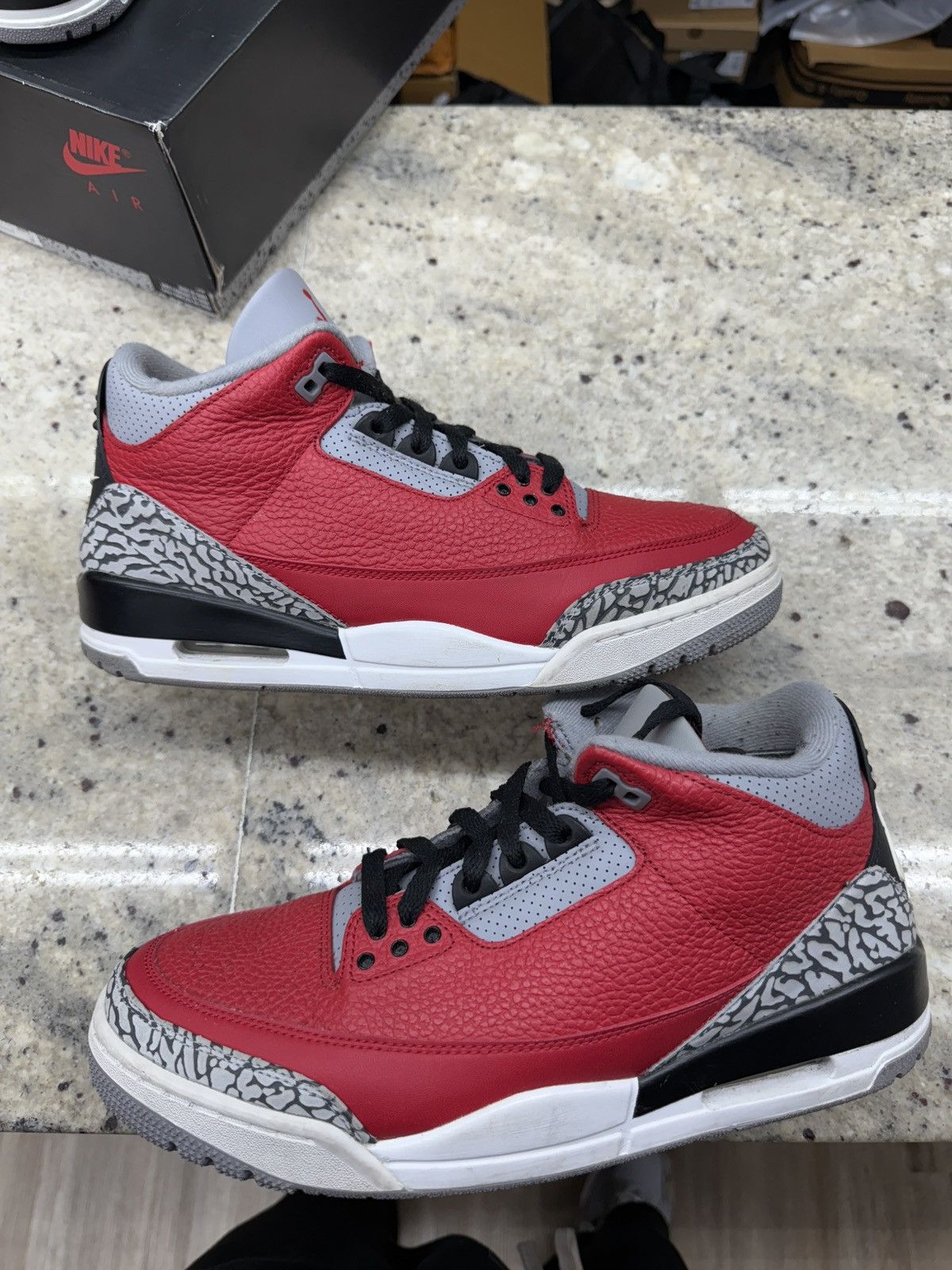 Jordan Brand Jordan 3 Retro SE Unites Size US 10 / EU 43 - 1 Thumbnail