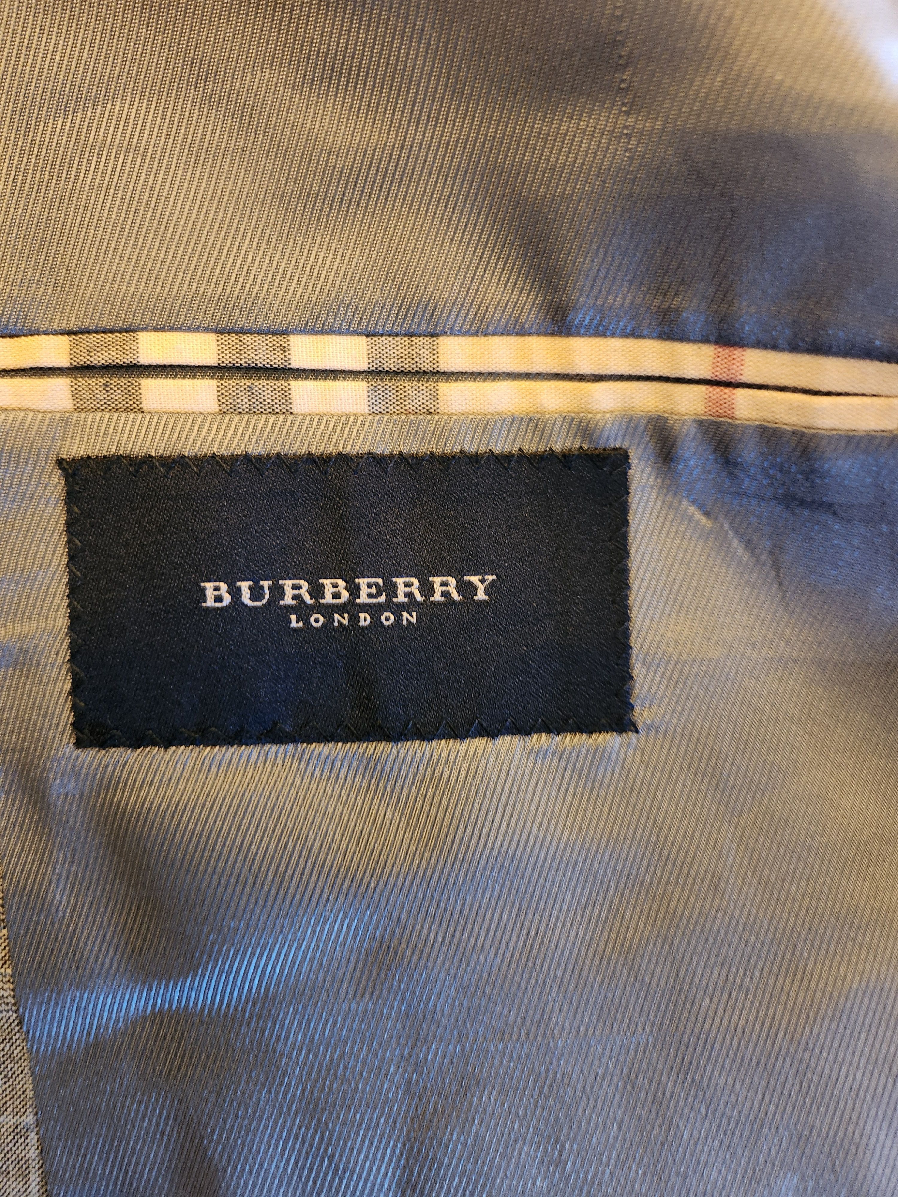 Burberry Vintage 100% Wool Men's 2 Button Gray Glen Plaid Suit Size 44S - 6 Thumbnail