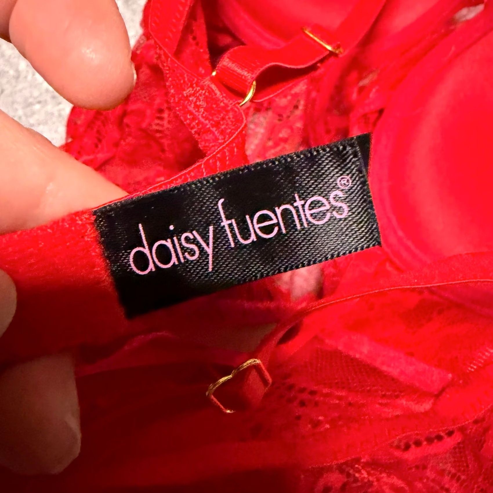 Vintage Daisy Fuentes One Piece Womens L Red Lace Cami Lingerie Bra Size ONE SIZE - 4 Thumbnail