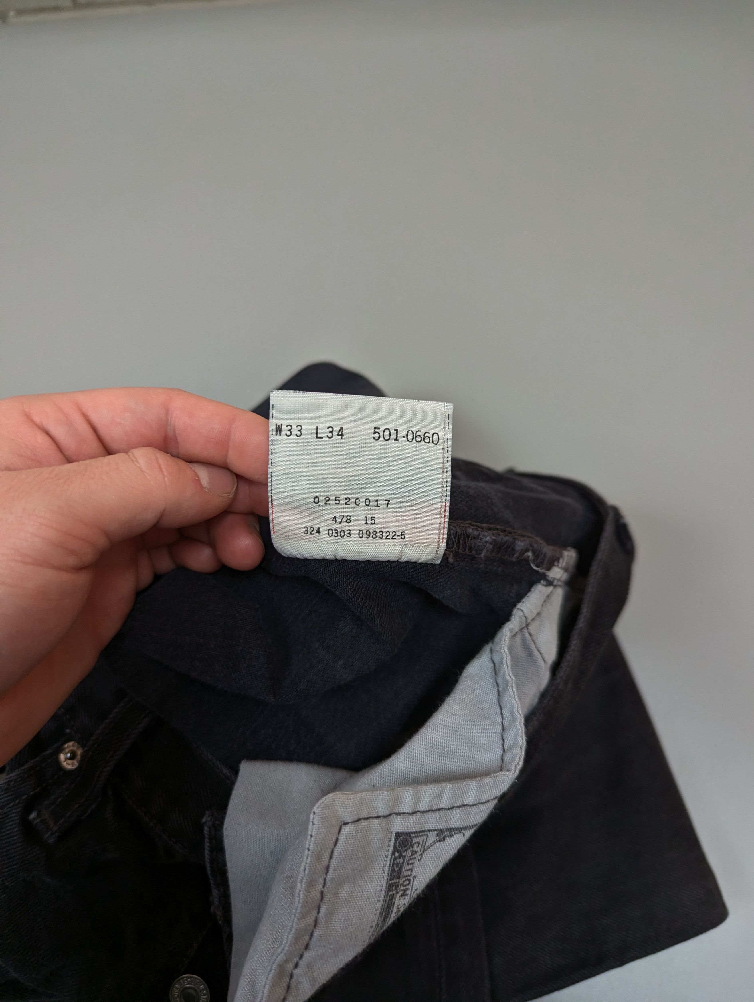 Levi's Vintage Levi's 501 Black Distressed Jeans W31 L34 Faded Size US 31 - 14 Thumbnail