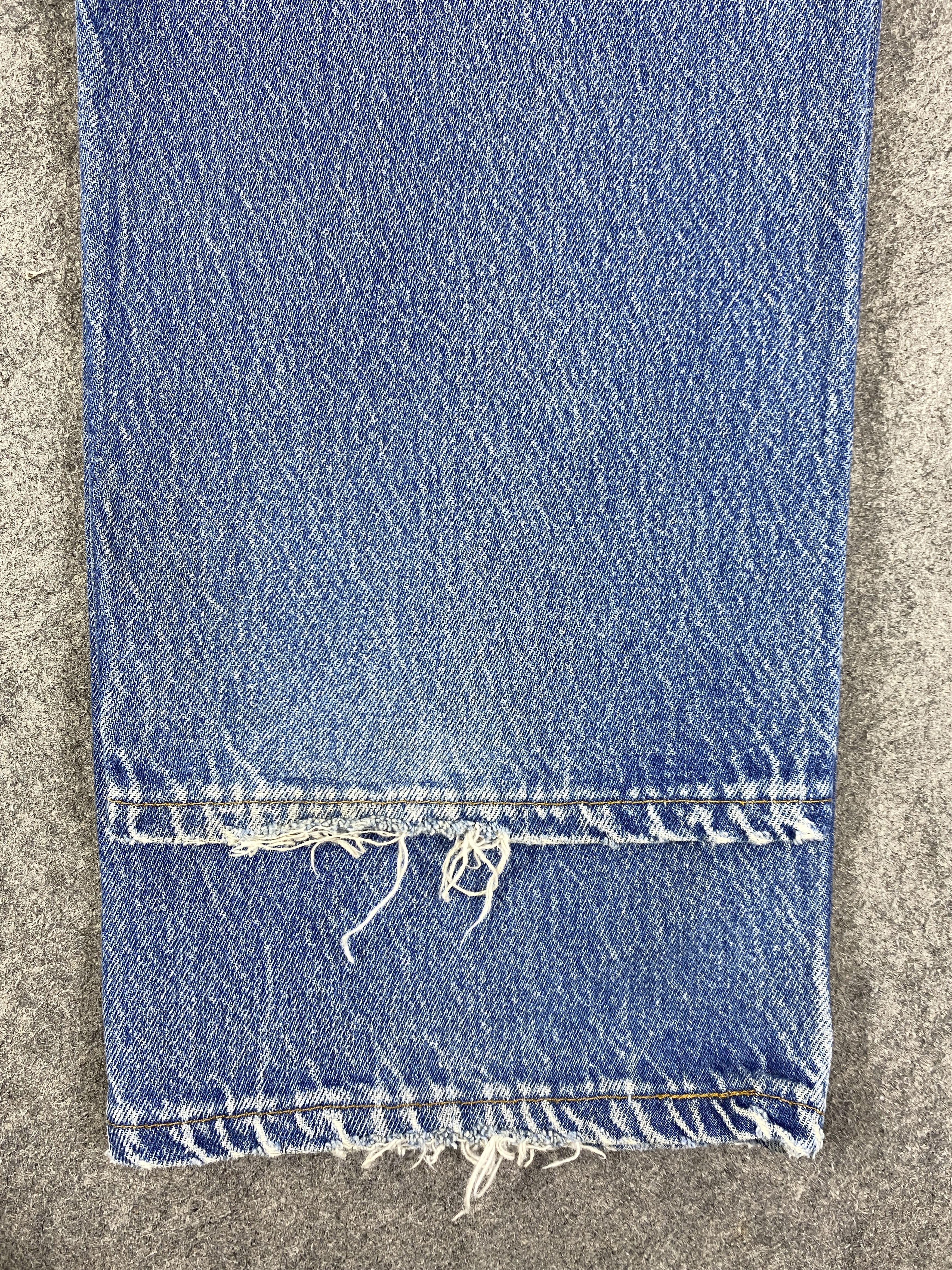 Japanese Brand Faded Blue Vintage Levis 501 Jeans 36x29 - JN3193 Size US 26 / EU 42 - 14 Thumbnail