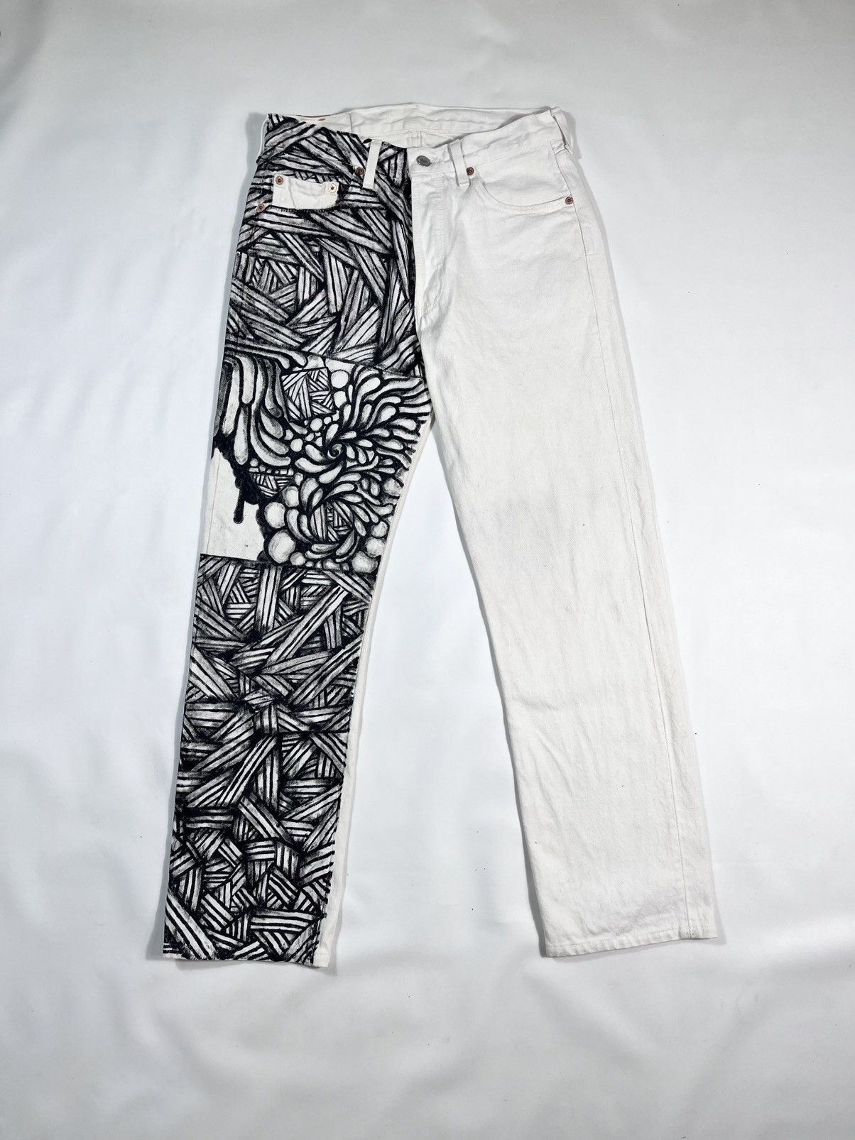 Levi's Vintage Clothing 90's VINTAGE LEVI's 501 DOODLE PAINTER Size US 30 / EU 46 - 1 Thumbnail