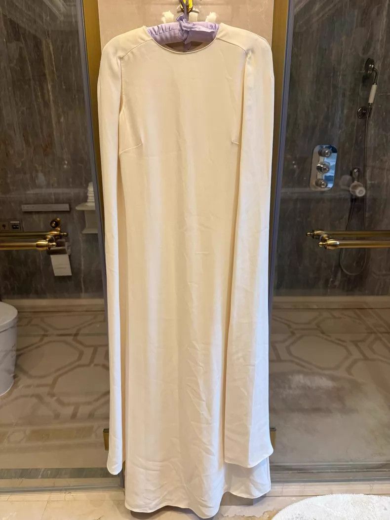 Valentino Valentino Cloak dress skirt Size S / US 4 / IT 40 - 1 Thumbnail