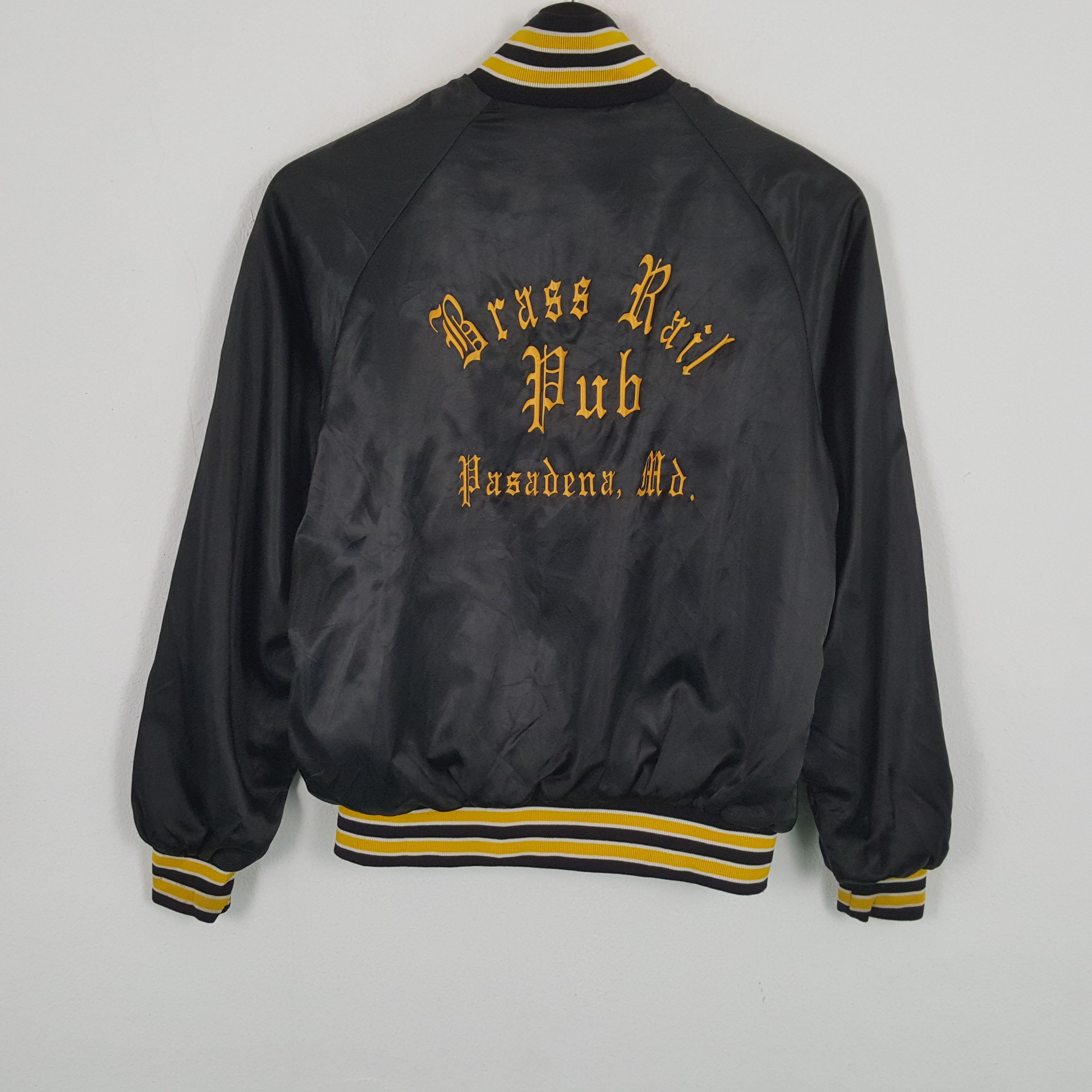 Vintage BRASS RAIL PUB Winter Streetwear Style Jacket Size US L / EU 52-54 / 3 - 1 Thumbnail