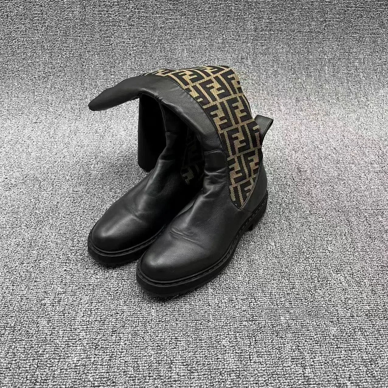 Fendi Fendi FF Monogram Leather Knee-High Boots. Size US 5 / IT 35 - 2 Thumbnail