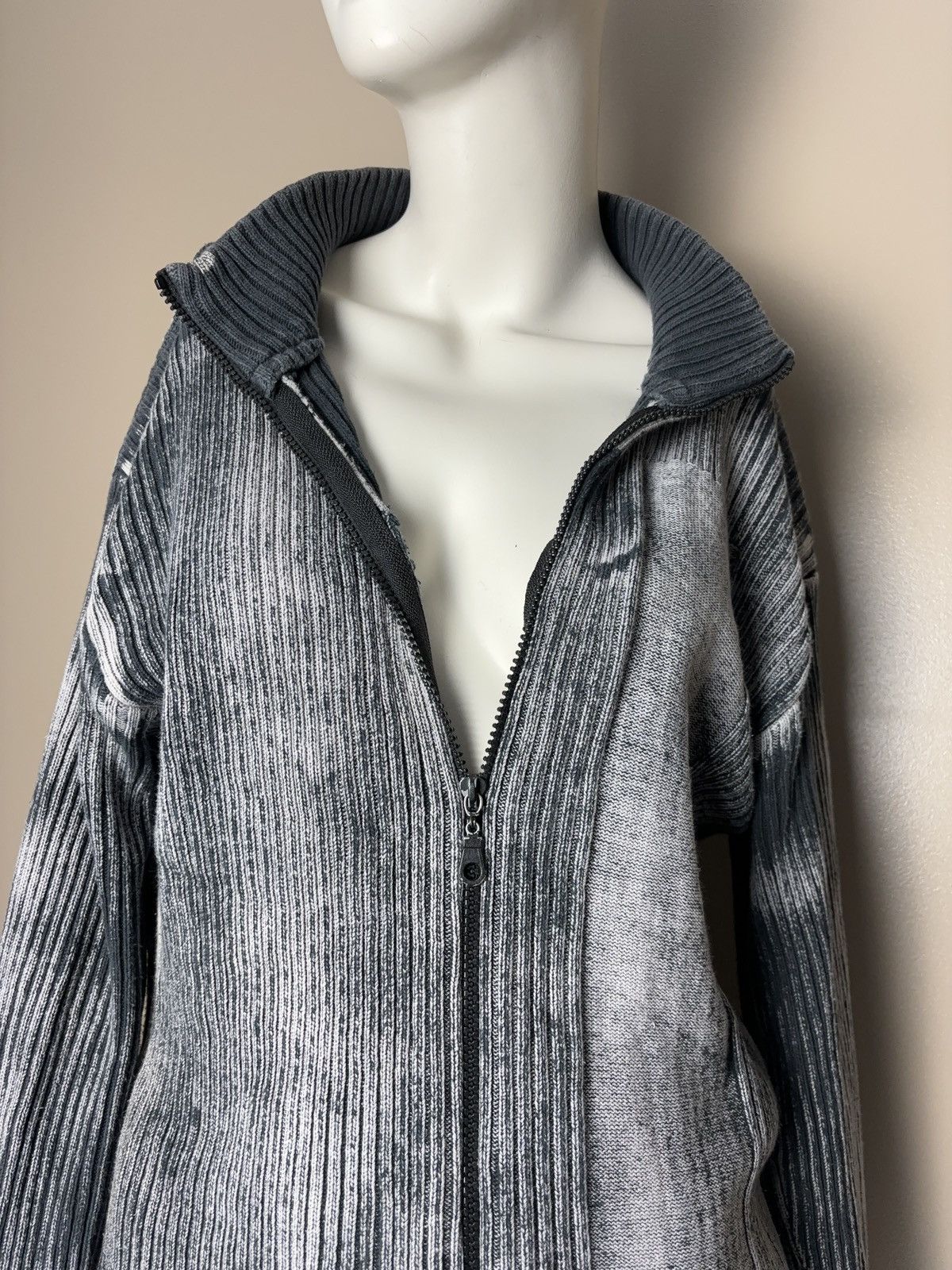 Vintage Avant Garde Zip Up Vintage Washed Knit Sweater Pullover Size US L / EU 52-54 / 3 - 5 Thumbnail