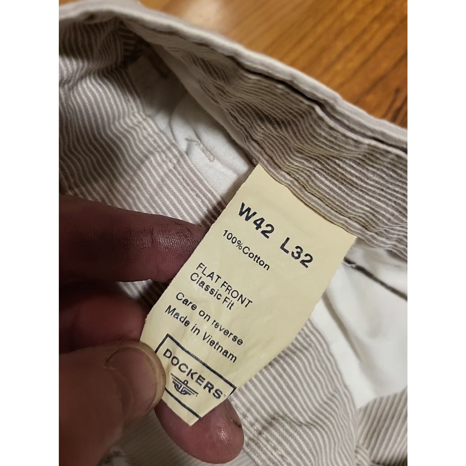 Dockers DOCKERS Pants Flat Front Classic Fit Cotton 42 X 32 Beige Men Pants 42 Inseam 32 Flat Front Chino Casual Size US 42 / EU 58 - 5 Thumbnail