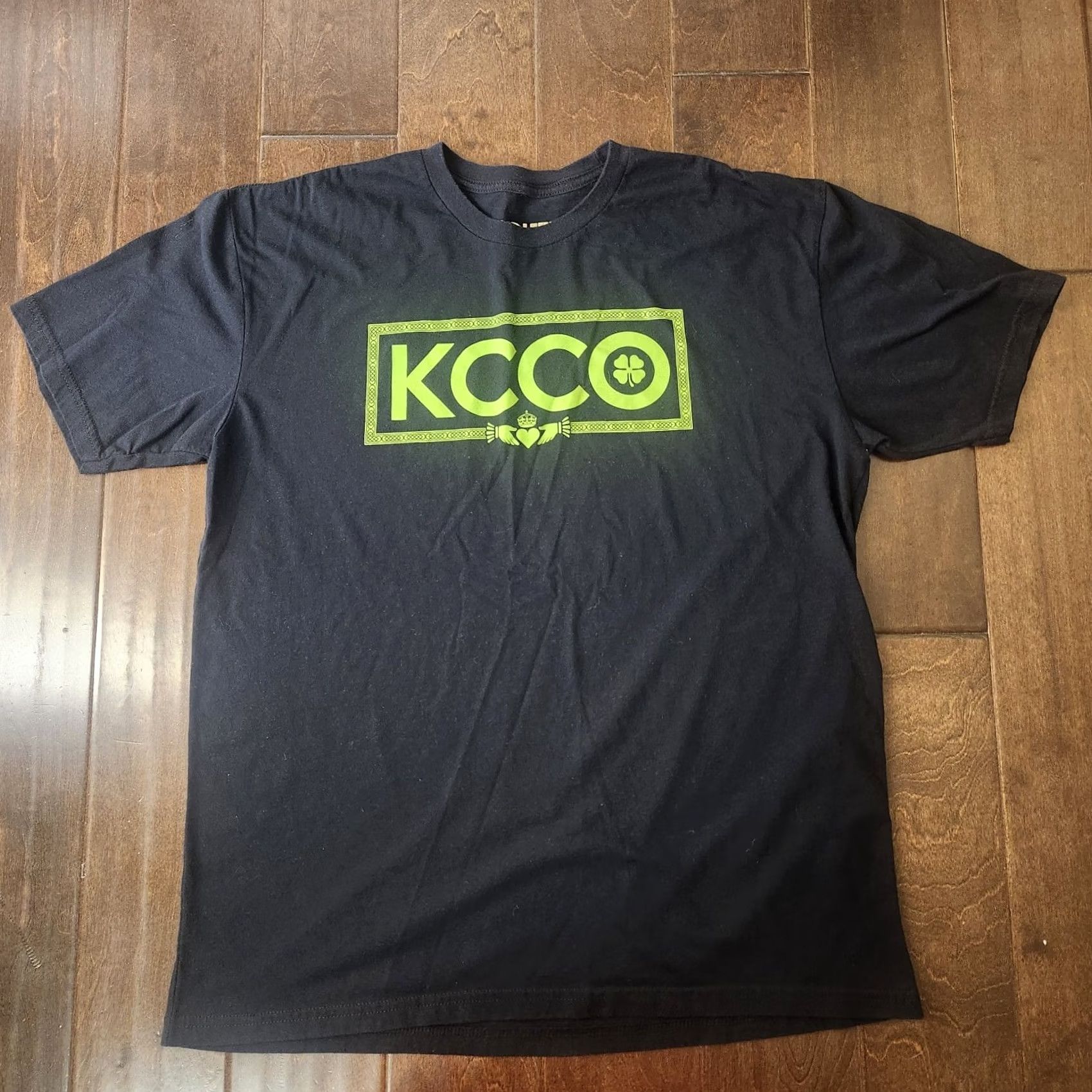 Vintage KCCO Chive Shirt Mens XL Black Tee Clover Graphic Keep Calm Chive On Minor Stain Size US XL / EU 56 / 4 - 2 Thumbnail