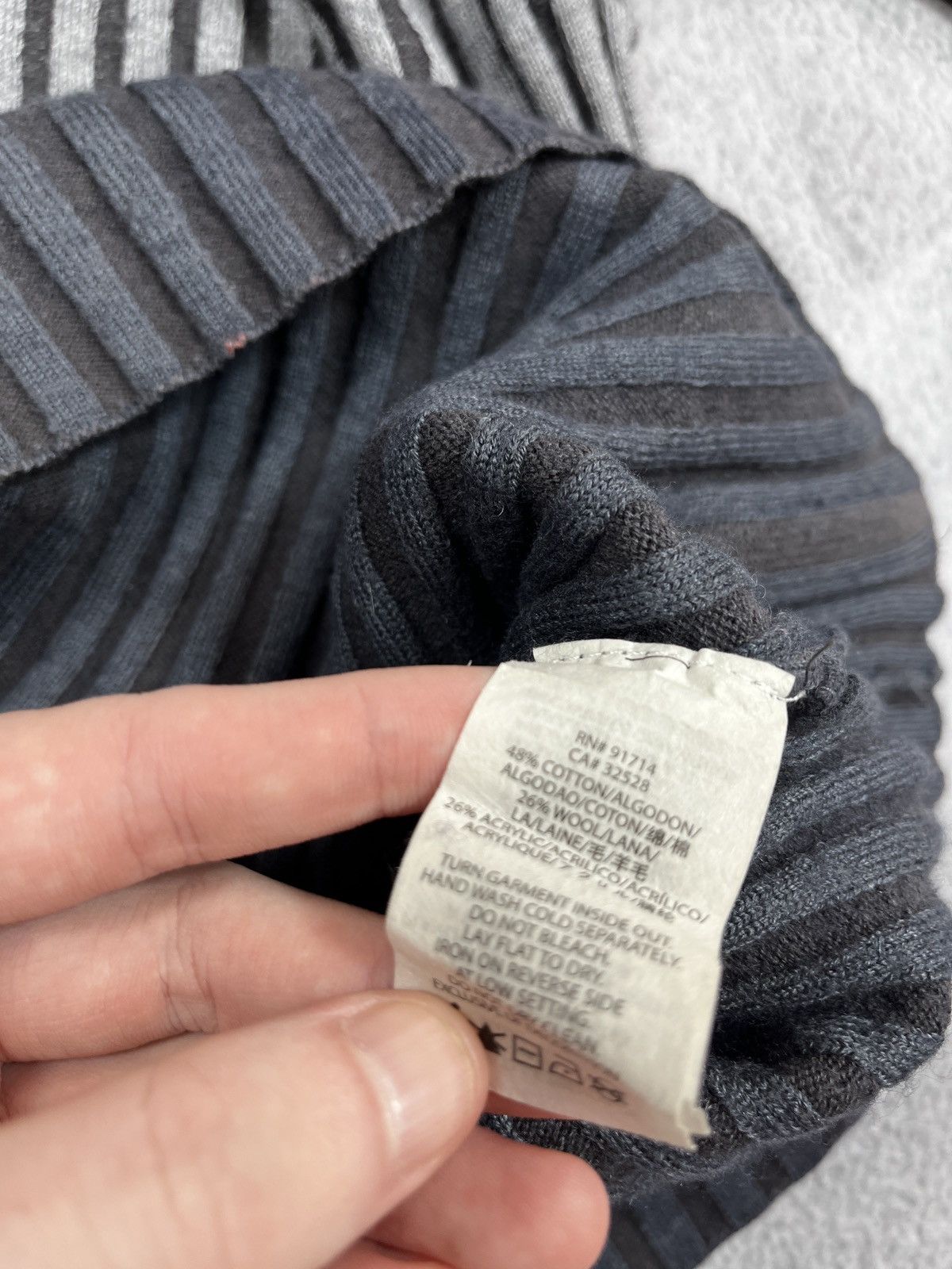 Armani Exchange Vintage Y2K Armani ribbed hooded sweater streetwear M Size US M / EU 48-50 / 2 - 8 Thumbnail
