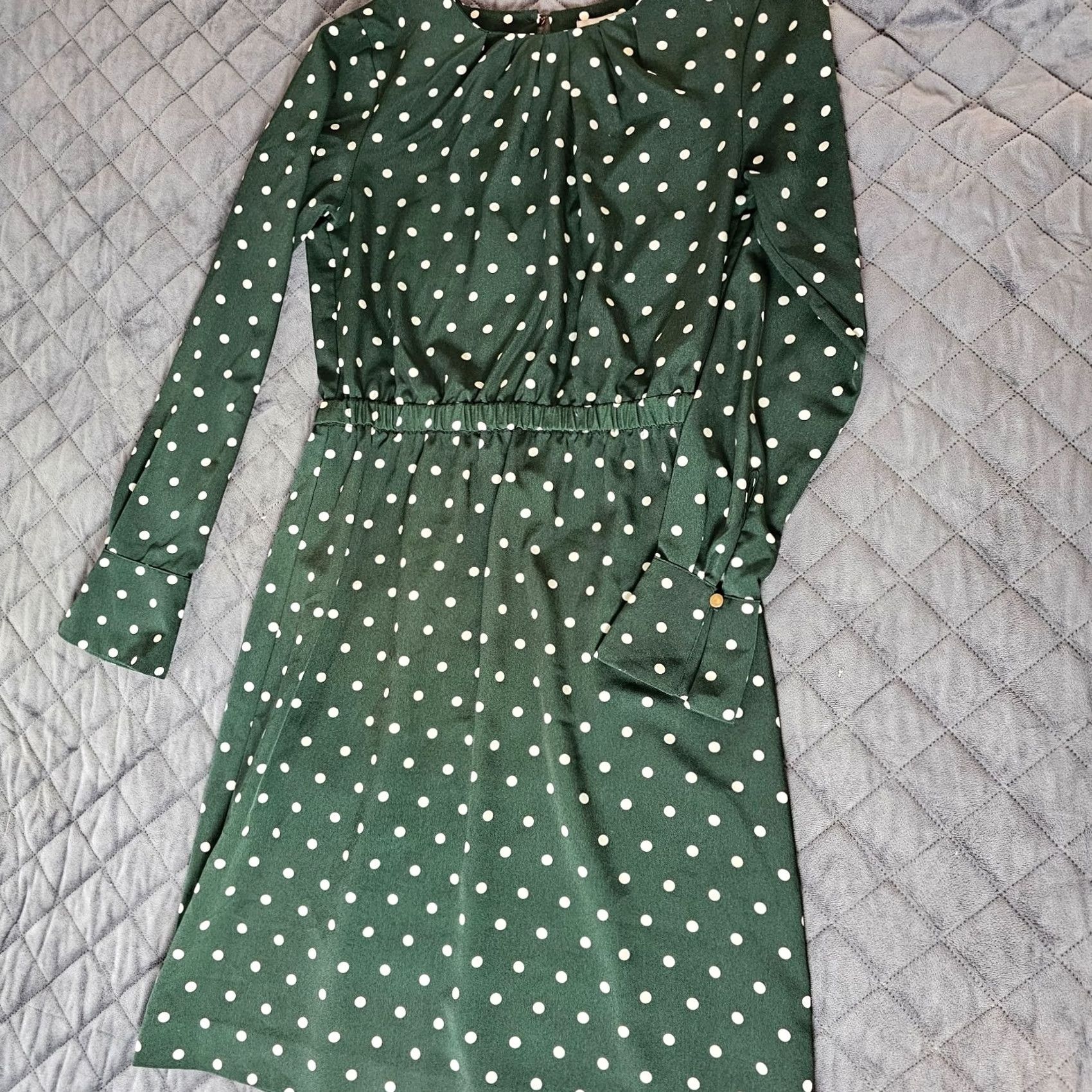 H&M VINTAGE H&M Dress Green Polka Dot Size 6 Long Sleeve Elastic Waist Wide Cuffs Formal Womens Maxi Long Dress Size M / US 6-8 / IT 42-44 - 6 Thumbnail