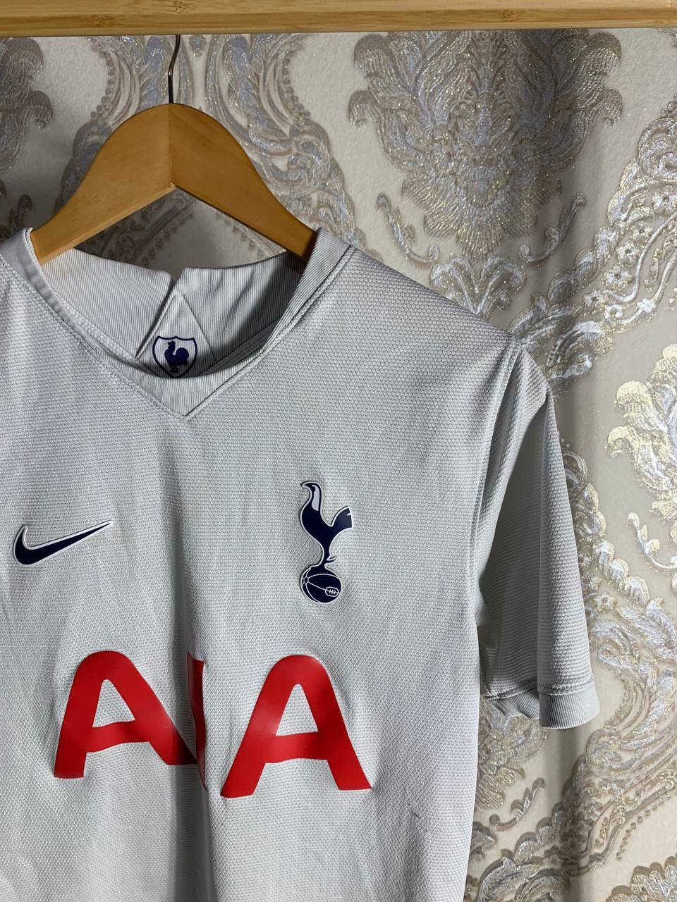 Nike VINTAGE NIKE FC TOTTENHAM HOTSPUR ENGLAND SOCCER JERSEY Y2K Size US S / EU 44-46 / 1 - 3 Thumbnail