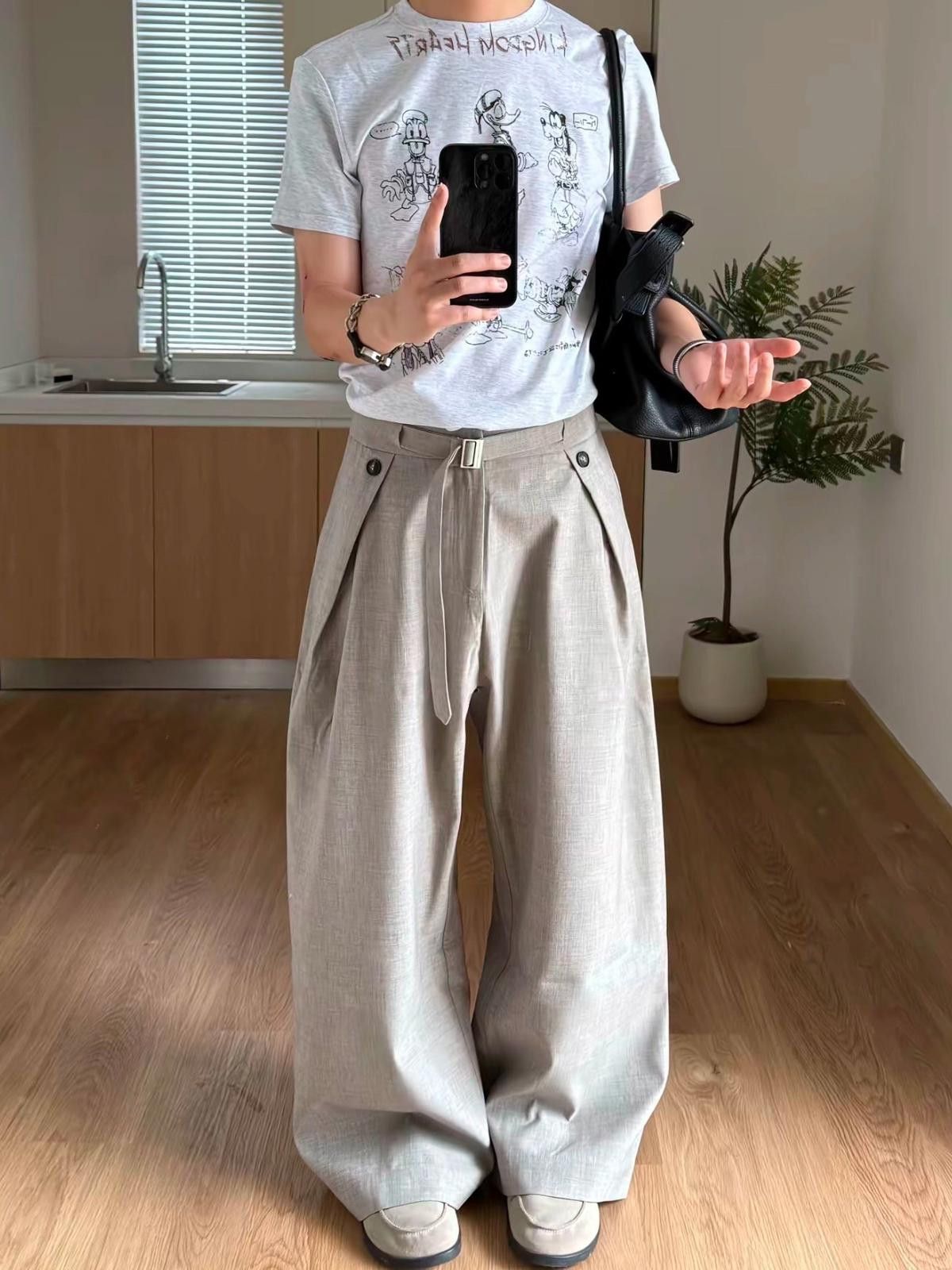 Other Wide-Leg Trousers with Adjustable Belt Size US 34 / EU 50 - 1 Thumbnail