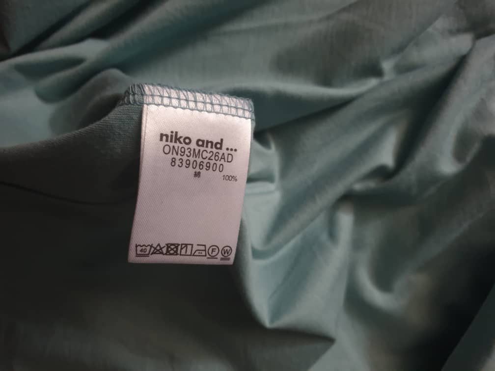 Nicole Club Niko and ... Japanese brand short sleeve shirt Size M / US 6-8 / IT 42-44 - 3 Thumbnail