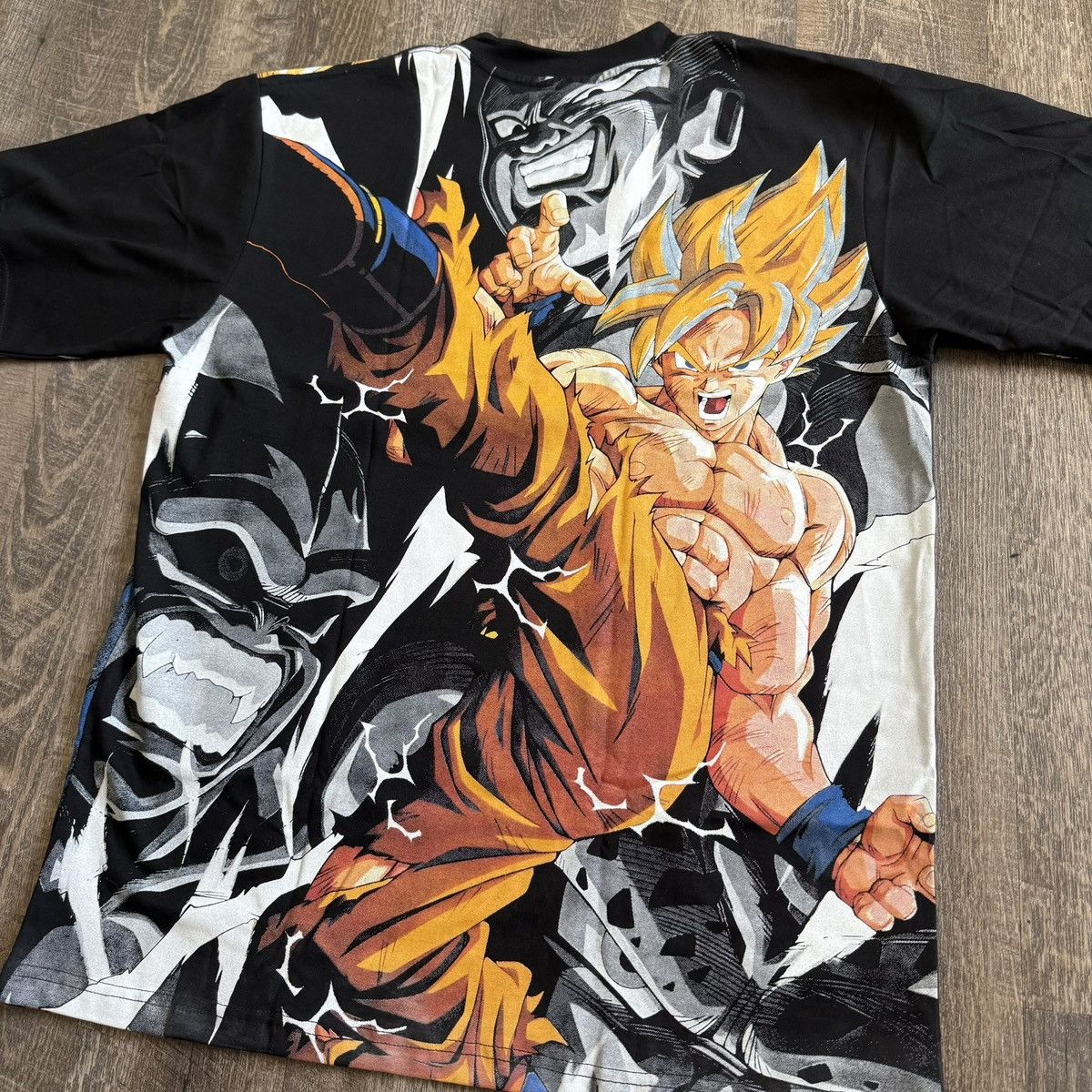 Other Black Dragon Ball Z aop graphic tee Size US XL / EU 56 / 4 - 4 Thumbnail