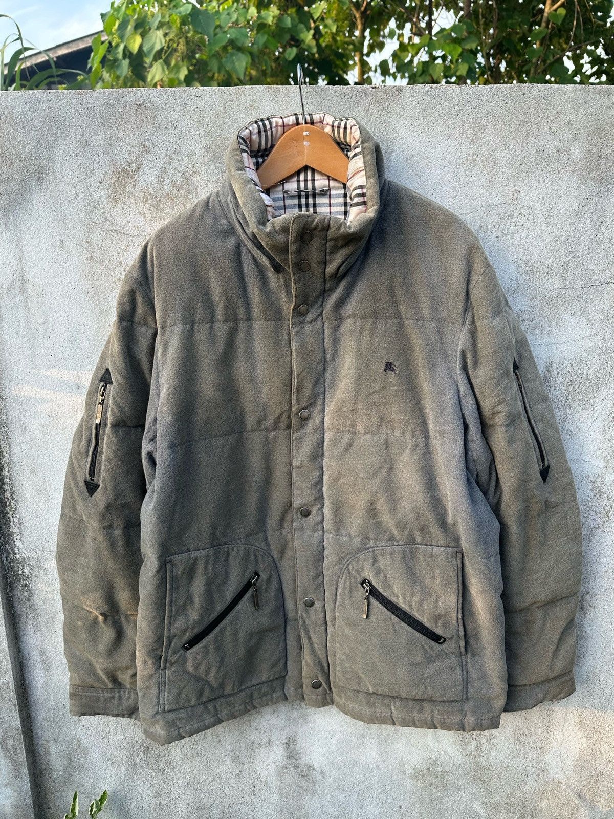 Burberry black label nova checked down jacket
