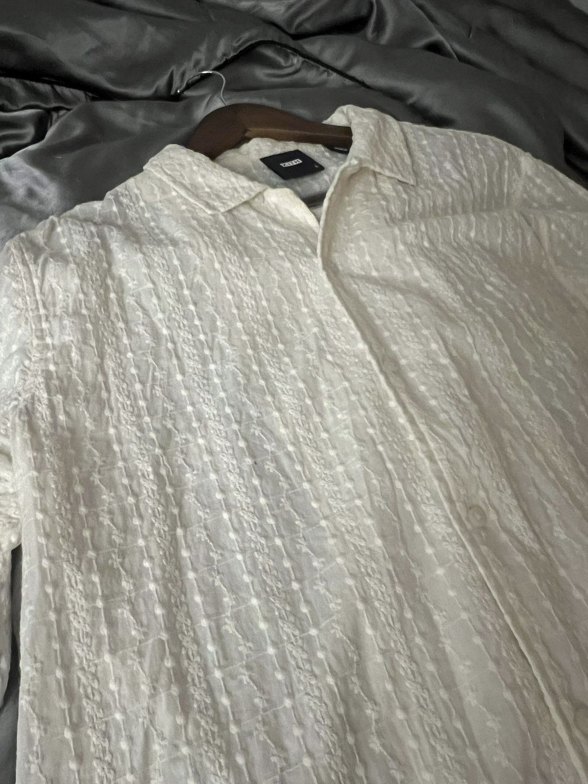 Kith kith white embroidered L/S thompson camp collar shirt Size US L / EU 52-54 / 3 - 7 Thumbnail