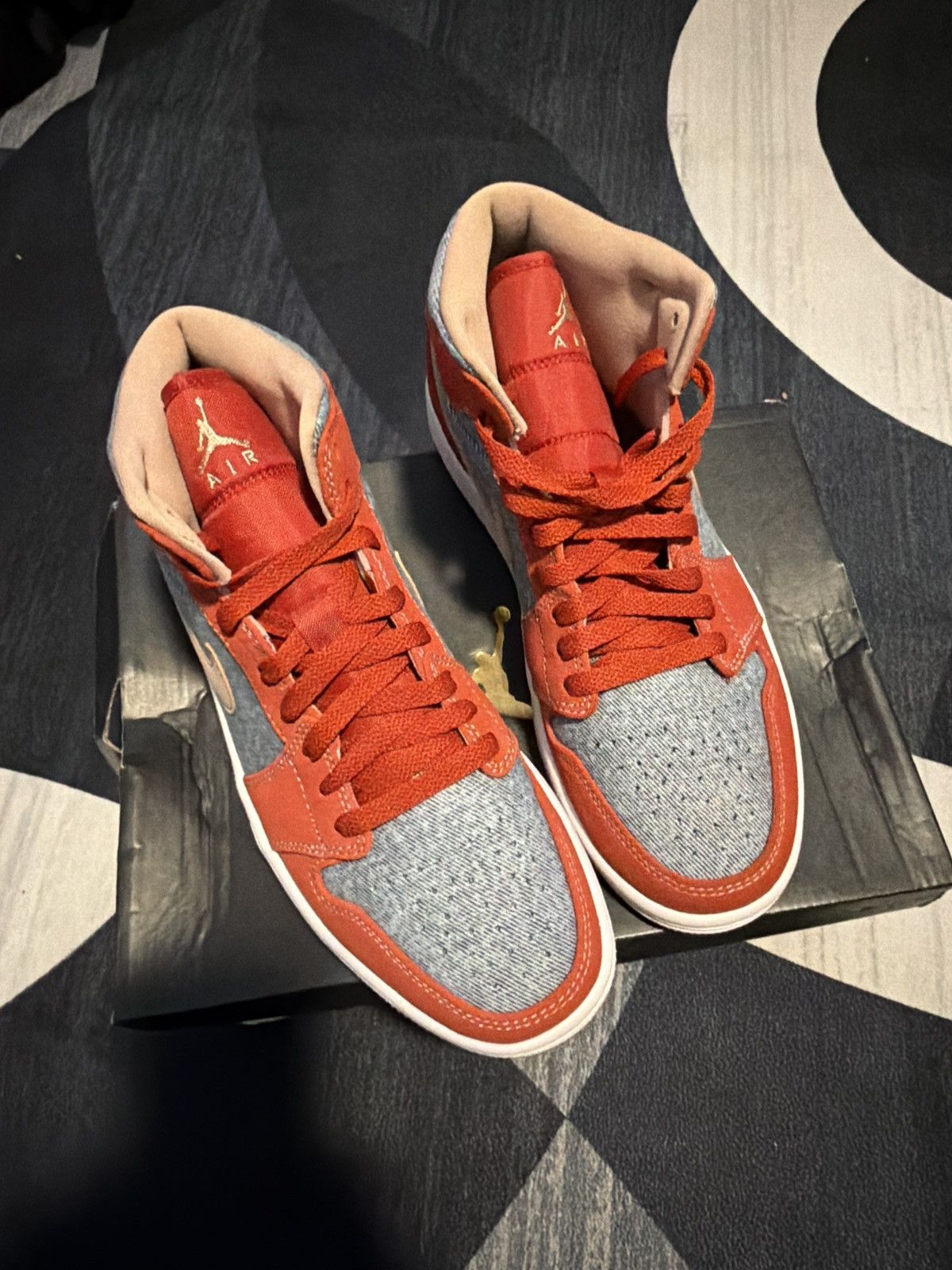 Jordan Brand Jordan 1 mens size 8 Size US 8 / EU 41 - 7 Thumbnail