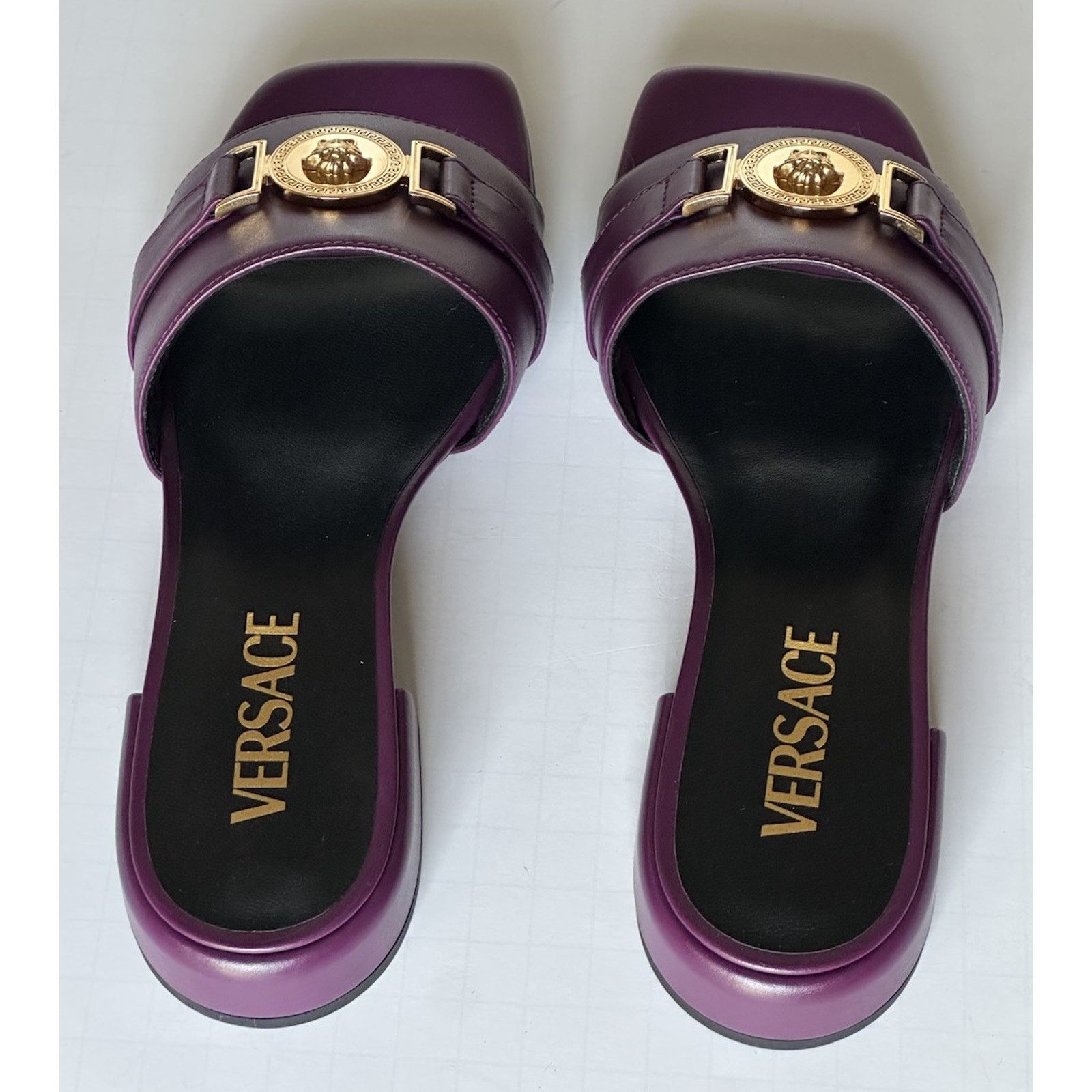 Versace VERSACE Medusa Women's Plum Sandals 6 US (36 Euro) 1014748 Size US 6 / IT 36 - 9 Thumbnail