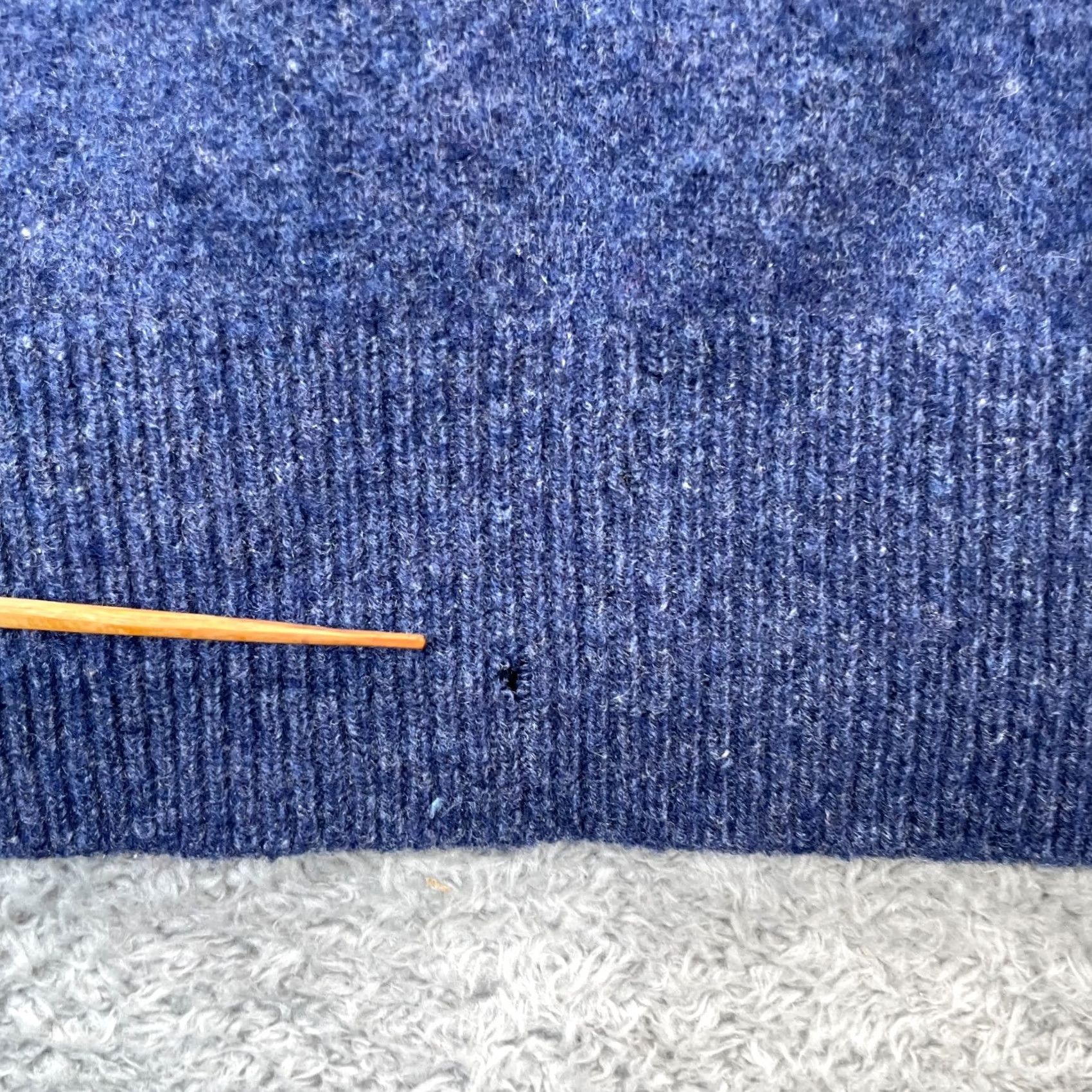 Lord & Taylor LORD & TAYLOR Sweater Mens Large Blue Heathered Wool Ribbed Tight-Knit Classic Pullover Knit Crew Neck Casual Business Travel Boys? Size US L / EU 52-54 / 3 - 7 Thumbnail