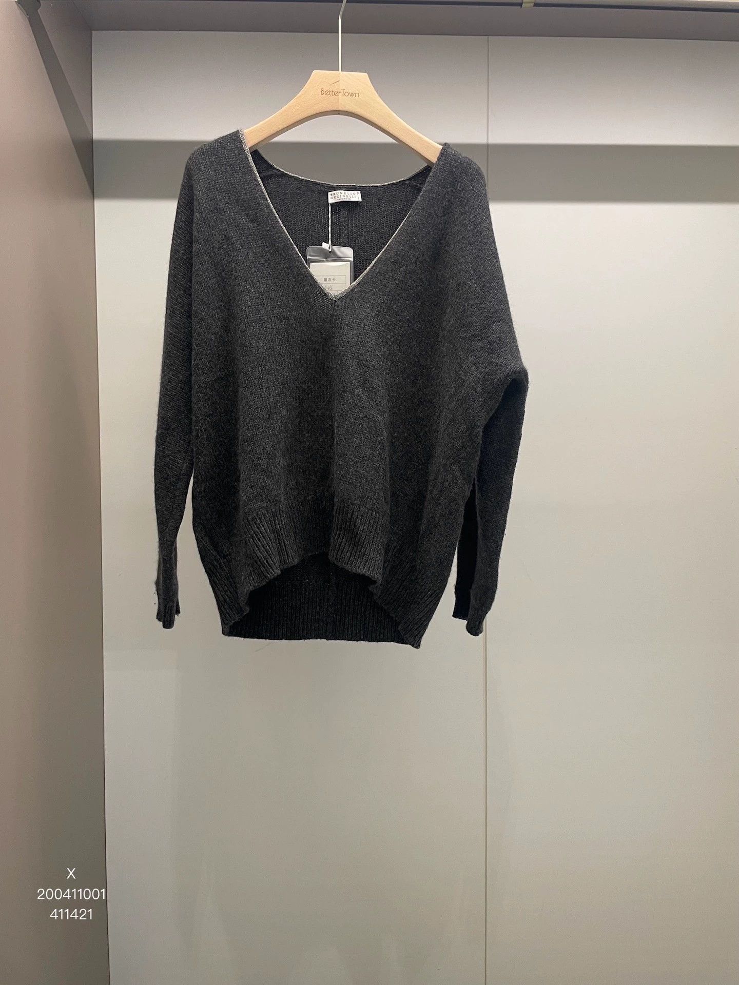 Brunello Cucinelli Brunello Cucinelli Gray Beaded Cashmere Sweater - dmc Size US M / EU 48-50 / 2 - 1 Thumbnail