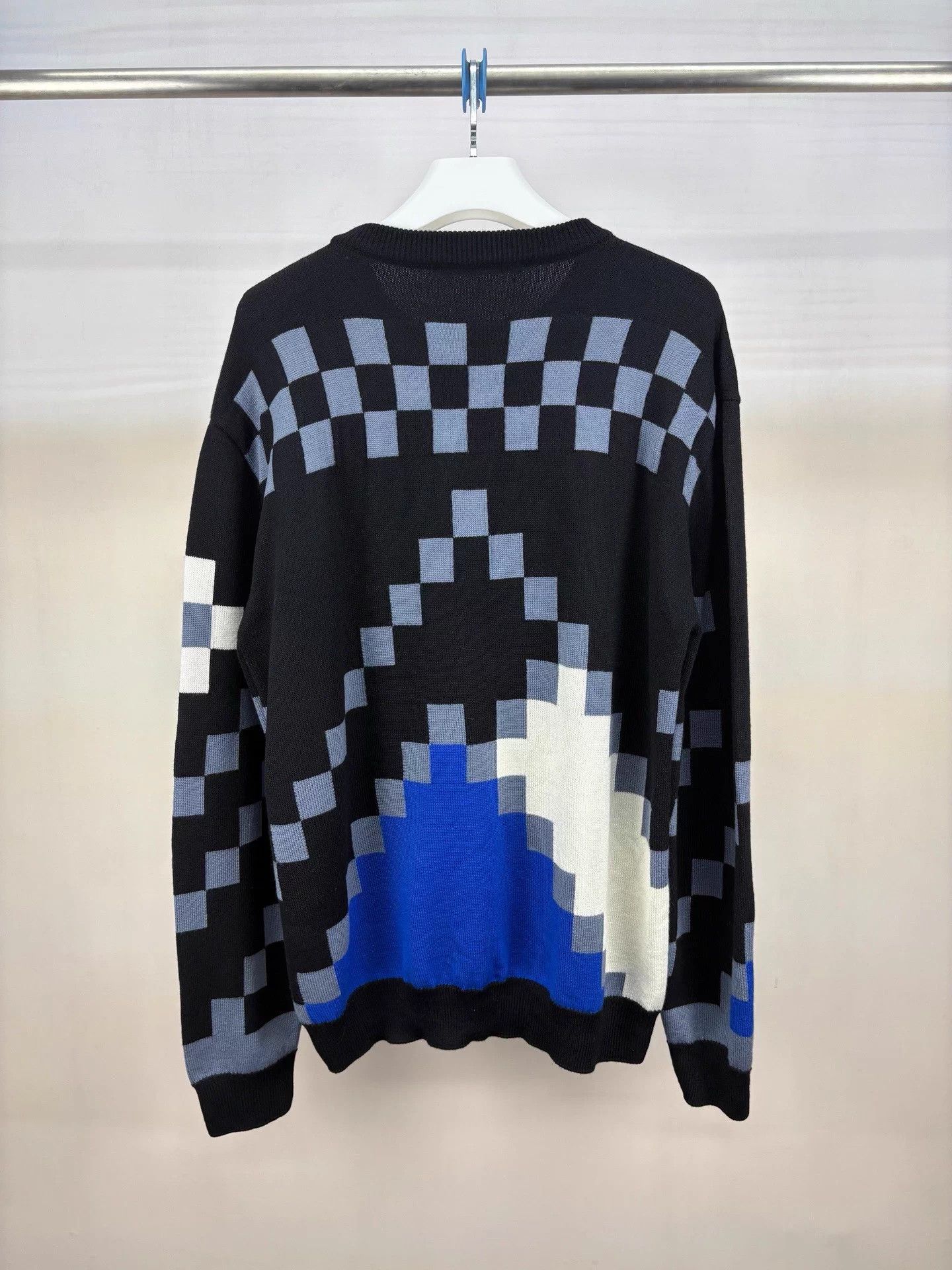 Louis Vuitton LV Damier Mosaic Logo 100% Wool Sweater L BNWT Size US L / EU 52-54 / 3 - 2 Thumbnail