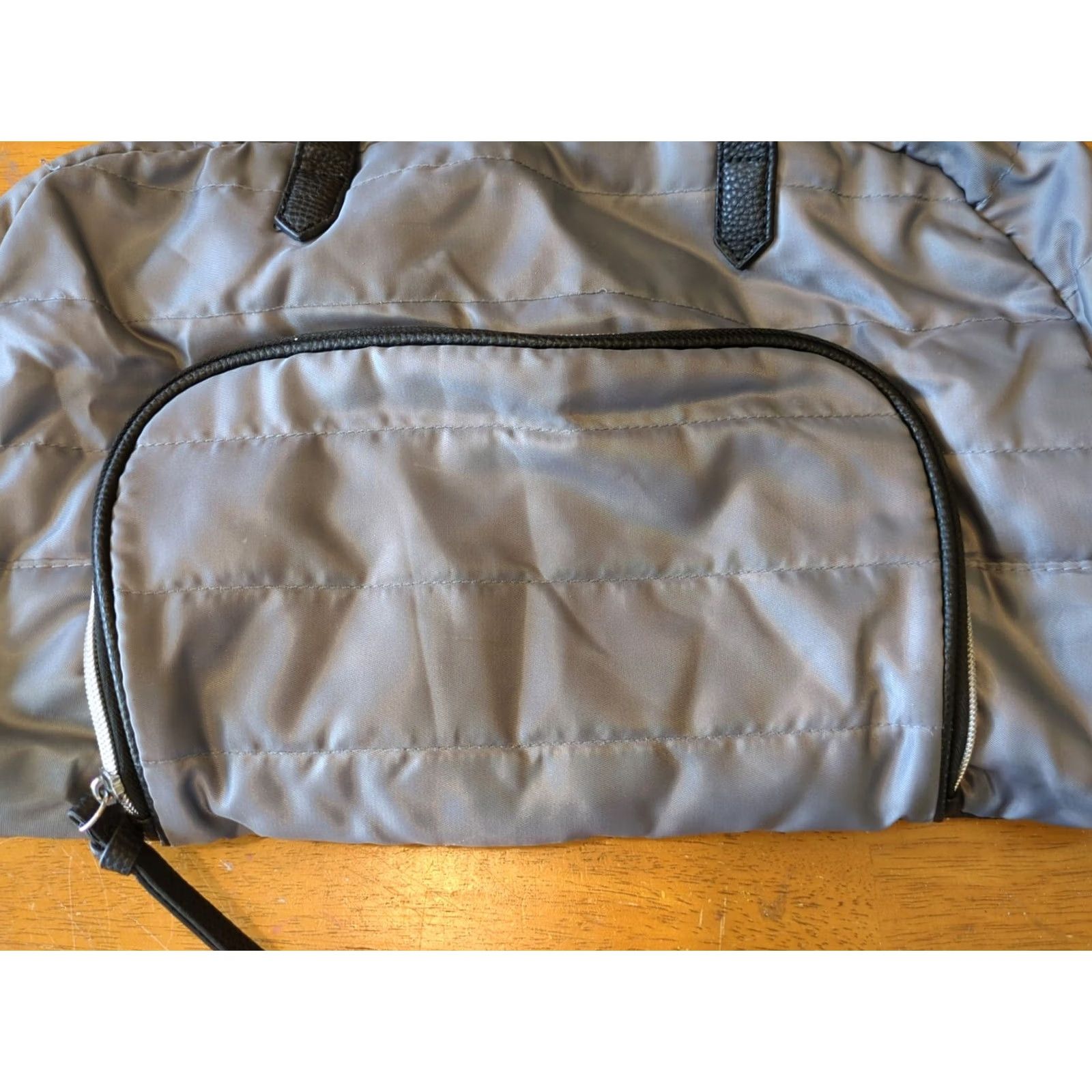 Vintage DSW Duffle Bag Travel Satin Gray Medium Zippered Pocket Women Canvas Polyester Lightweight Nylon Top Handle 13 in Strap Drop 11-13 in Size ONE SIZE - 4 Thumbnail