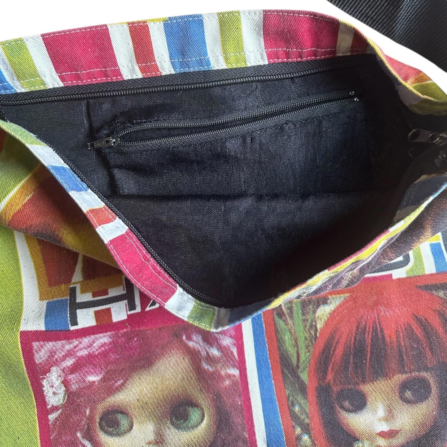Other The Blythe Dolls Hair Style Magazine Collage Shoulder Bag Size ONE SIZE - 4 Thumbnail