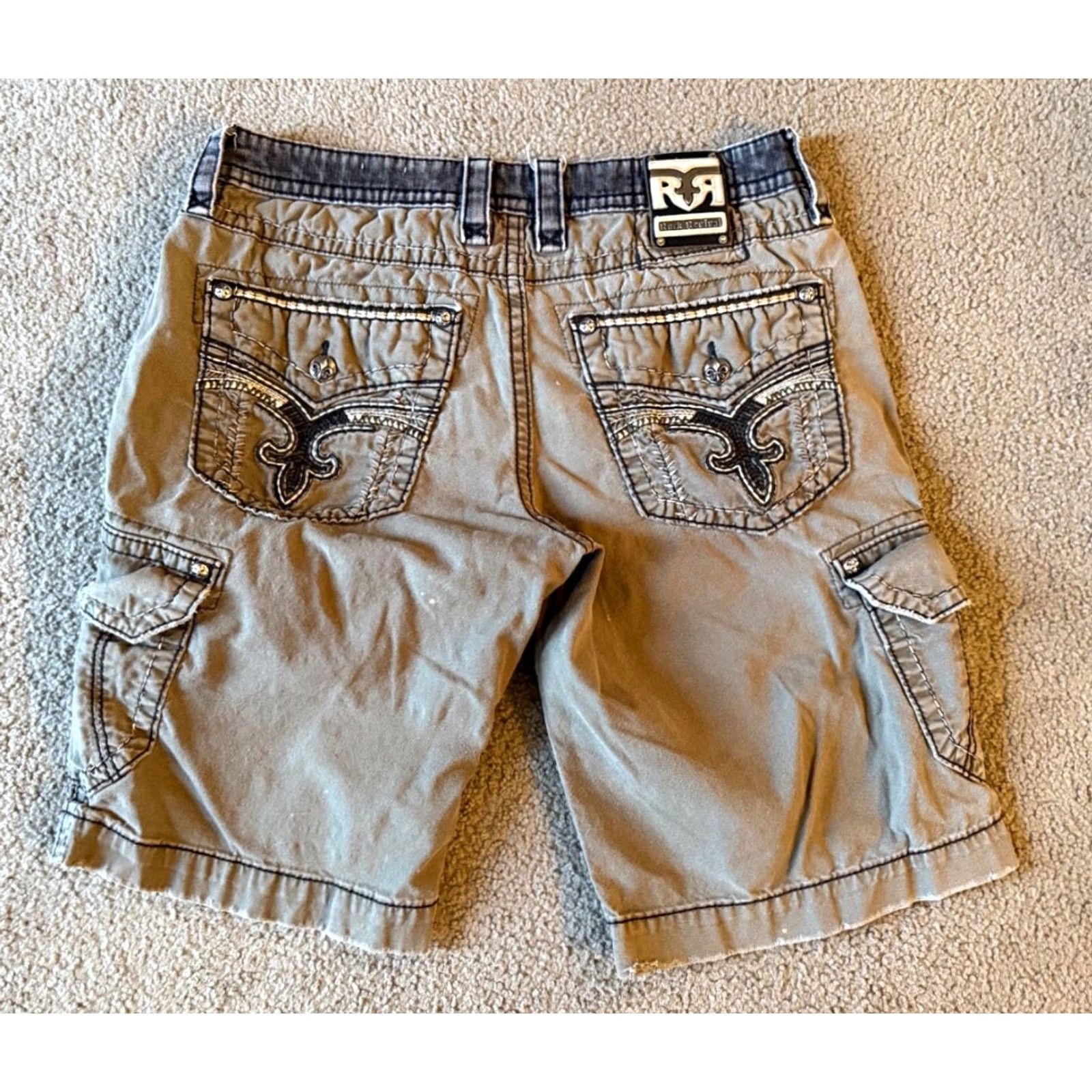 Vintage VINTAGE Rock Revival Classic Men's Cargo Shorts Gray Distressed Embroidered 36 Size | Regular Fit | 13in Inseam Size US 32 / EU 48 - 2 Thumbnail