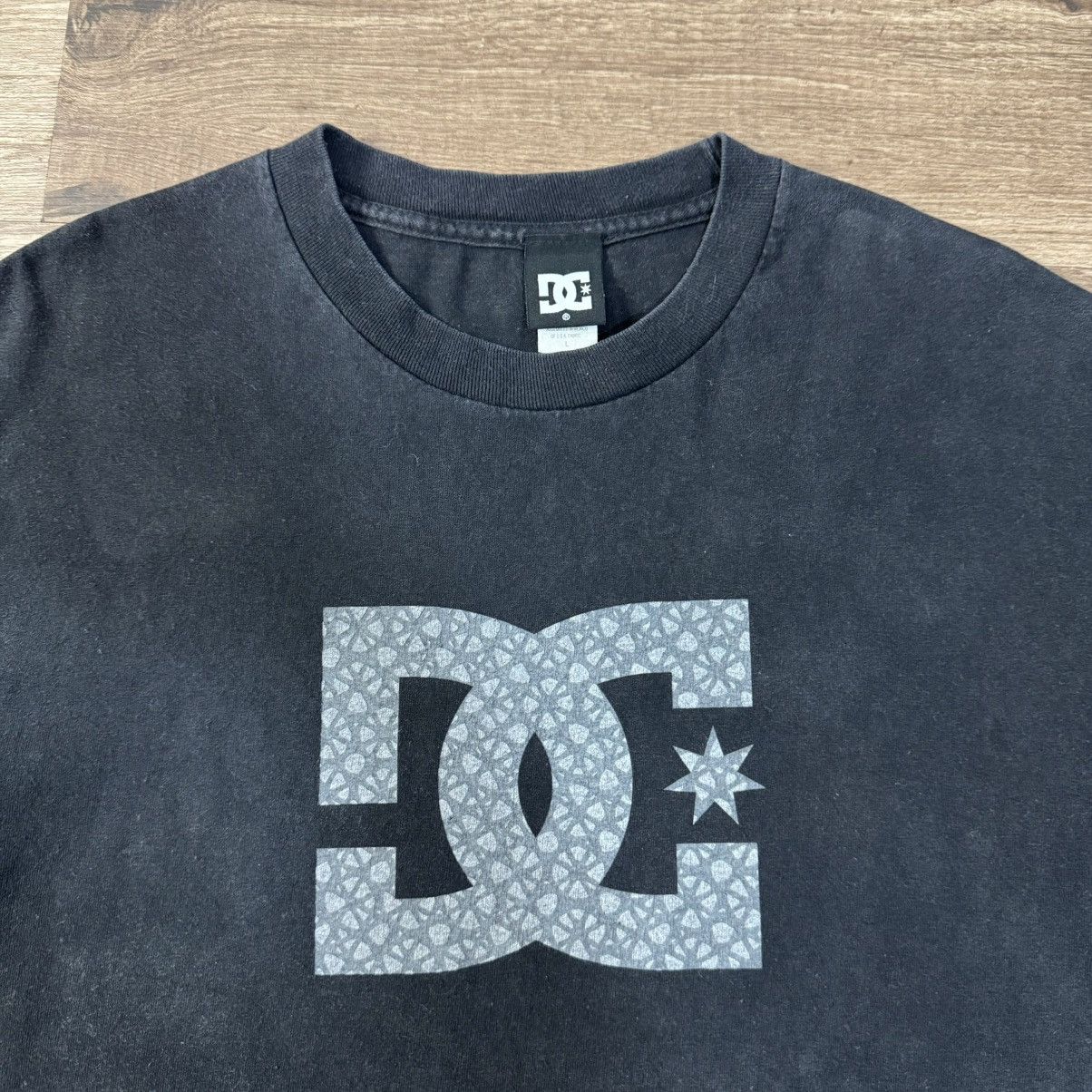 Vintage Vintage DC Shoes Y2K Size US L / EU 52-54 / 3 - 4 Thumbnail