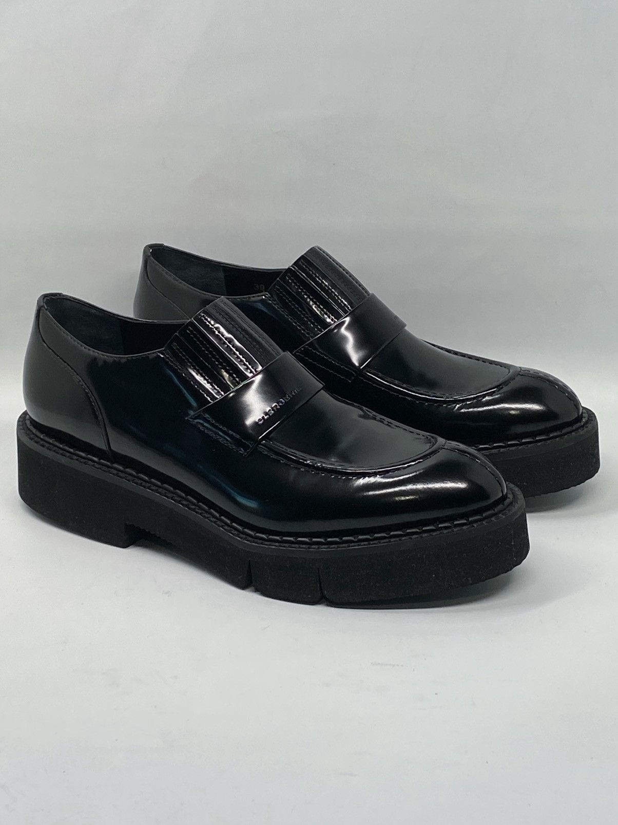 Robert Clergerie Clergerie Clark Patent Leather Tassel Loafers size 39 Size US 9 / IT 39 - 1 Thumbnail