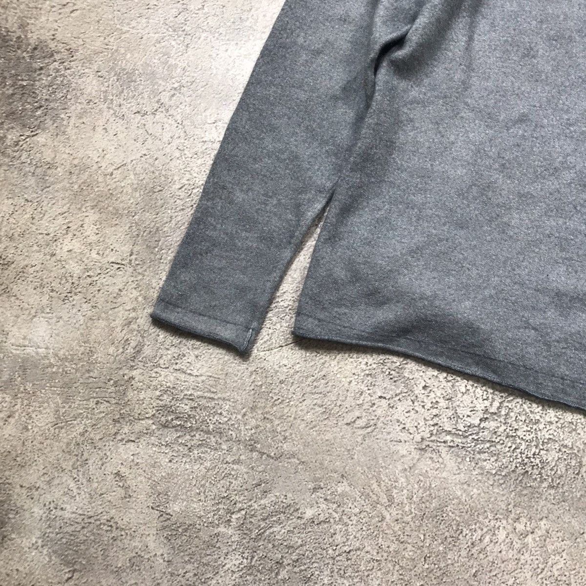 Vintage Vintage 90s Faded Hoodie Streetwear Grunge Skate Small Boxy Size S / US 4 / IT 40 - 4 Thumbnail