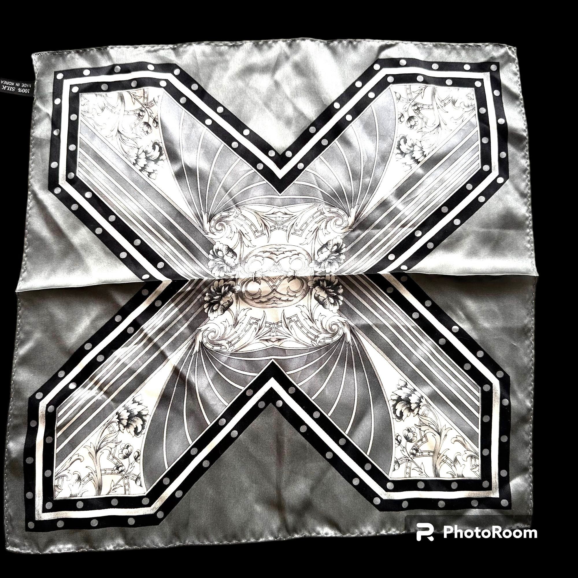 Vintage Vintage Neck Scarf Silver Black Floral Art Deco Hand Rolled Size ONE SIZE - 6 Thumbnail