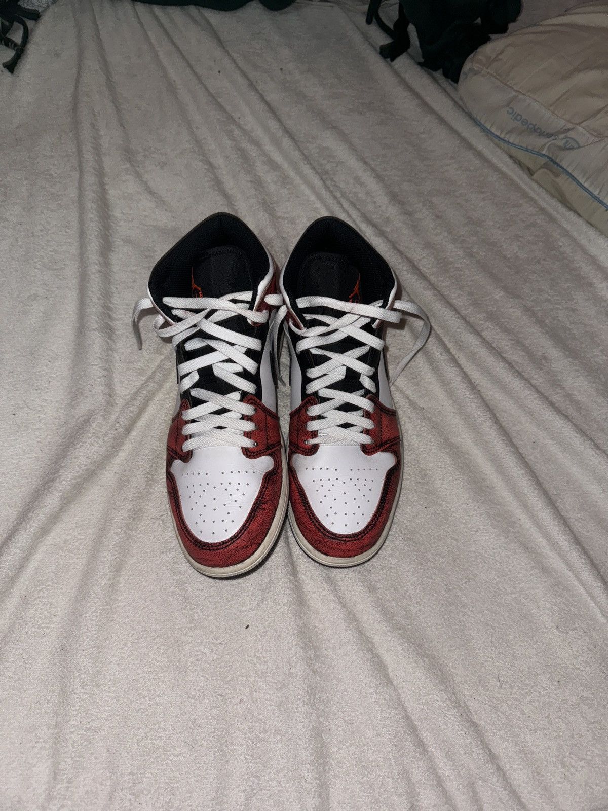 Jordan Brand Jordan 1 Mid Chicago Size US 8.5 / EU 41-42 - 4 Thumbnail