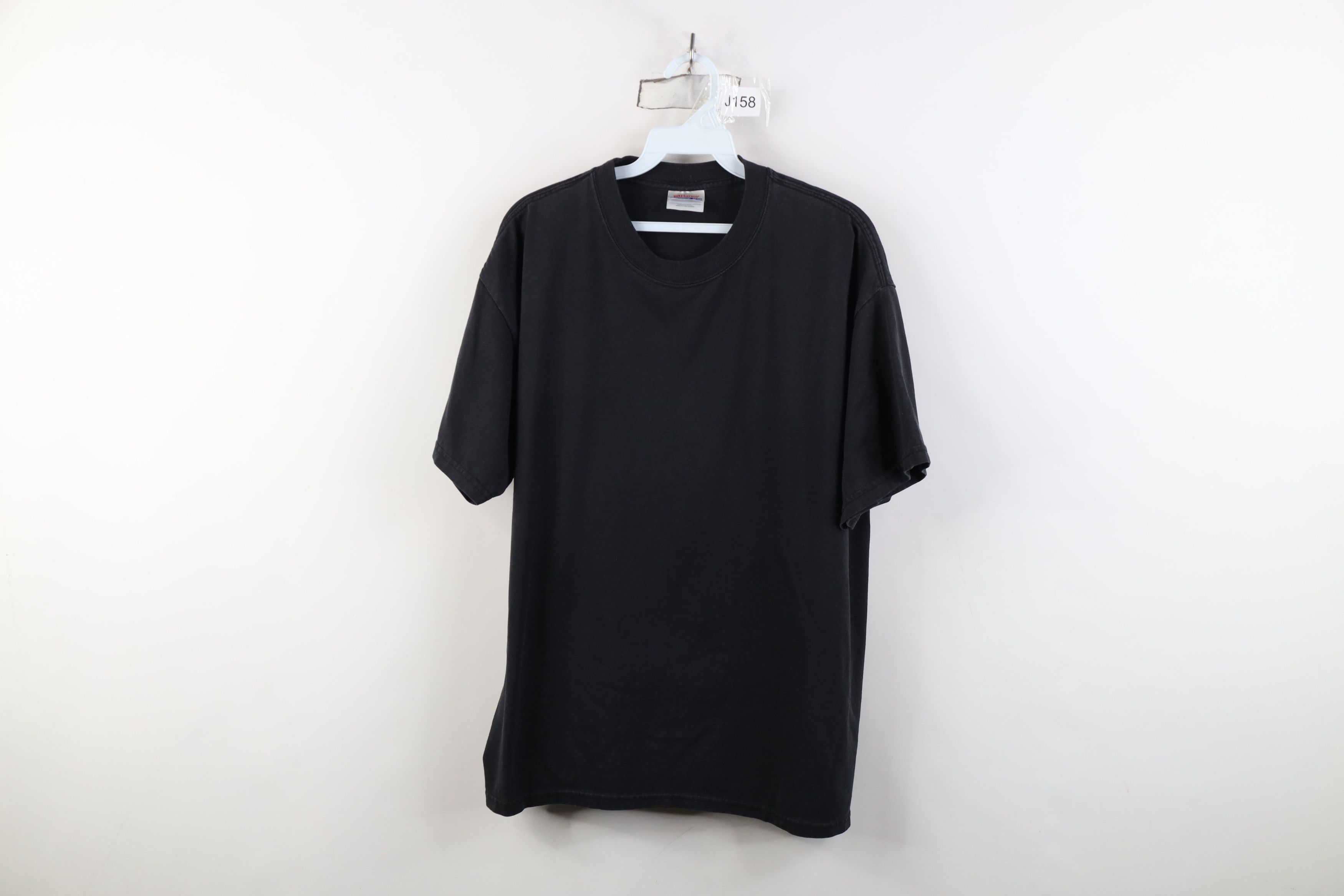 Hanes Vintage 90s Y2K Hanes Heavyweight Short Sleeve T-Shirt Black Size US L / EU 52-54 / 3 - 1 Thumbnail
