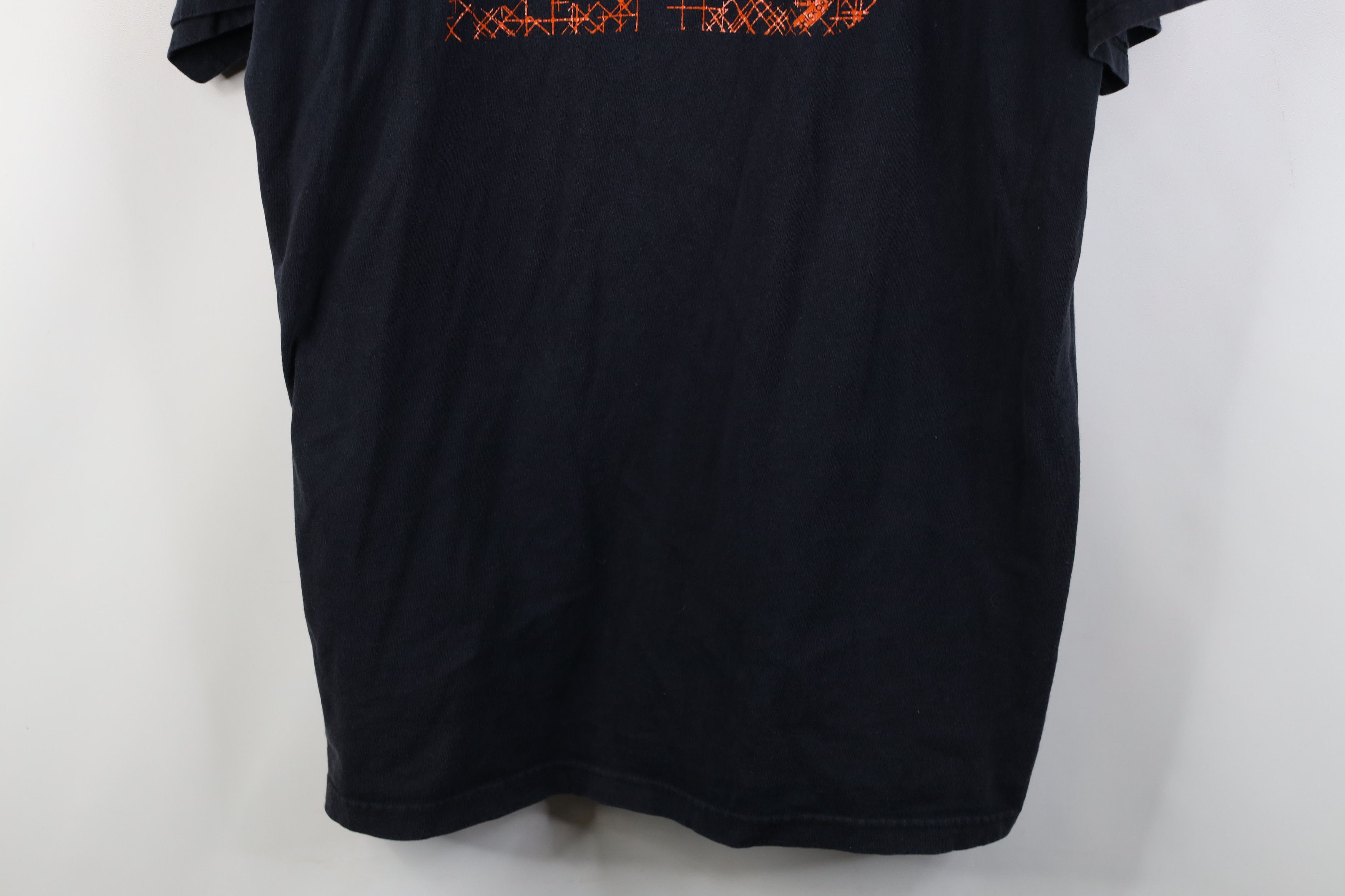 Nike Vintage Nike Lebron James Big Logo Short Sleeve T-Shirt Size US XL / EU 56 / 4 - 3 Thumbnail