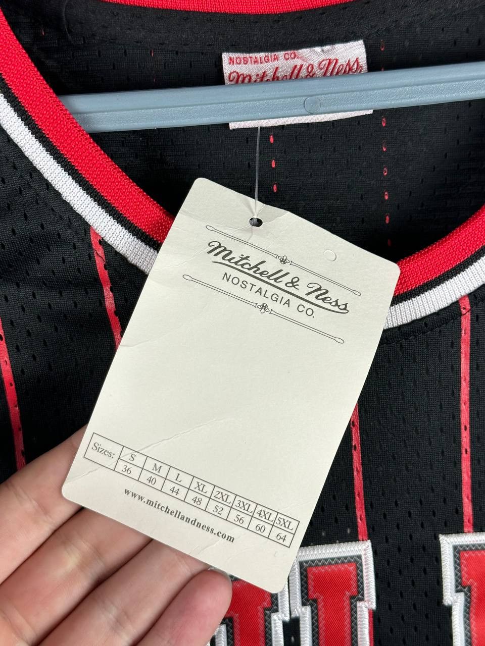 Mitchell & Ness × NBA Authentic Micheal Jordan Jersey Bulls 95-96 Mitchell&ness Size US M / EU 48-50 / 2 - 6 Thumbnail