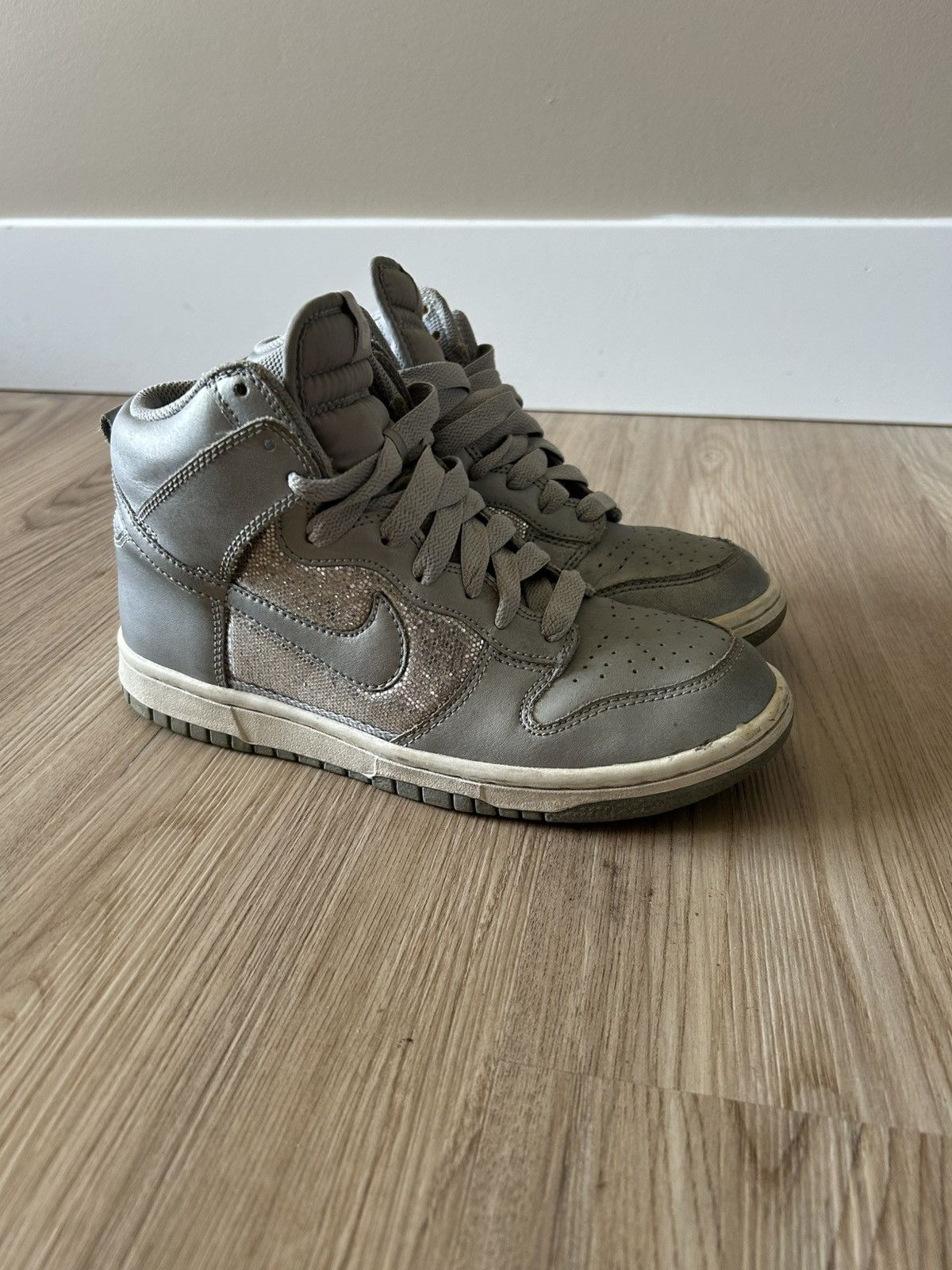 Nike 2008 Nike Dunk High Glitter Grey Size US 7 / IT 37 - 1 Thumbnail