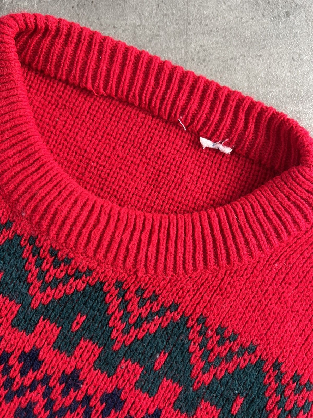 Vintage VINTAGE COSBY PATTERN KNIT RED Size US L / EU 52-54 / 3 - 3 Thumbnail