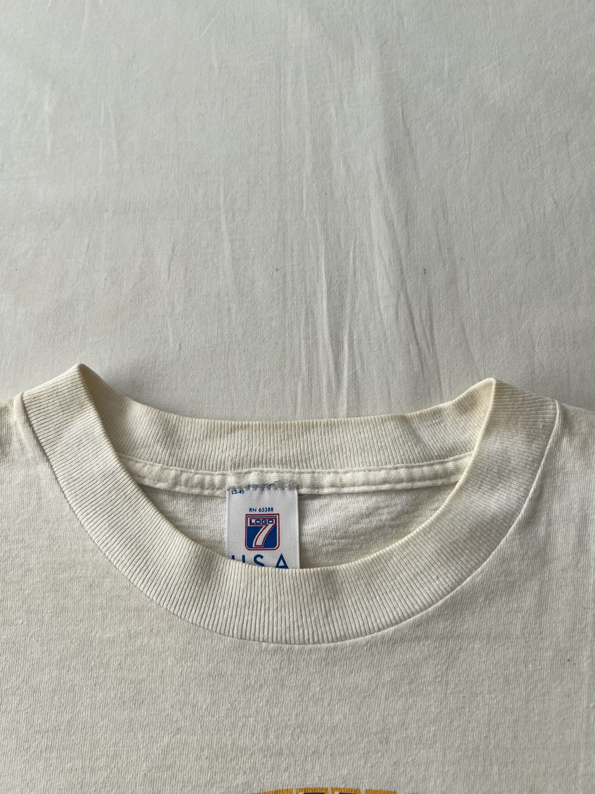 NFL Vintage 90s Washington Redskins NFL Logo 7 AOP T-shirt Size US L / EU 52-54 / 3 - 14 Thumbnail
