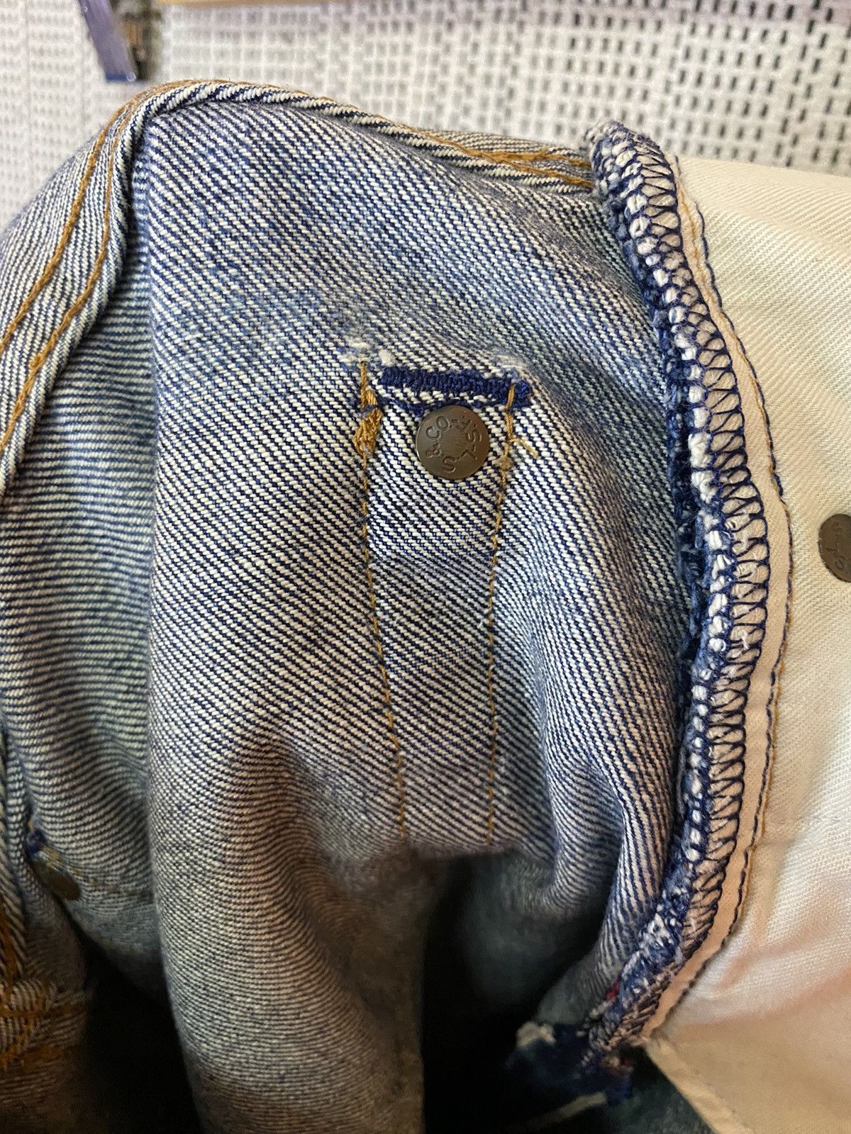 Levi's ‼️VINTAGE LEVIS BIG E 551zxx SELVEDGE DENIM DISTROY‼️ Size US 32 / EU 48 - 9 Thumbnail