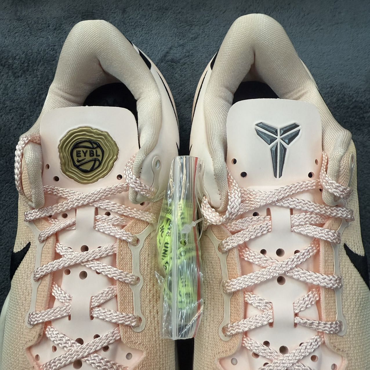 Nike Kobe 8 Protro EYBL Academy Size US 9 / EU 42 - 8 Thumbnail