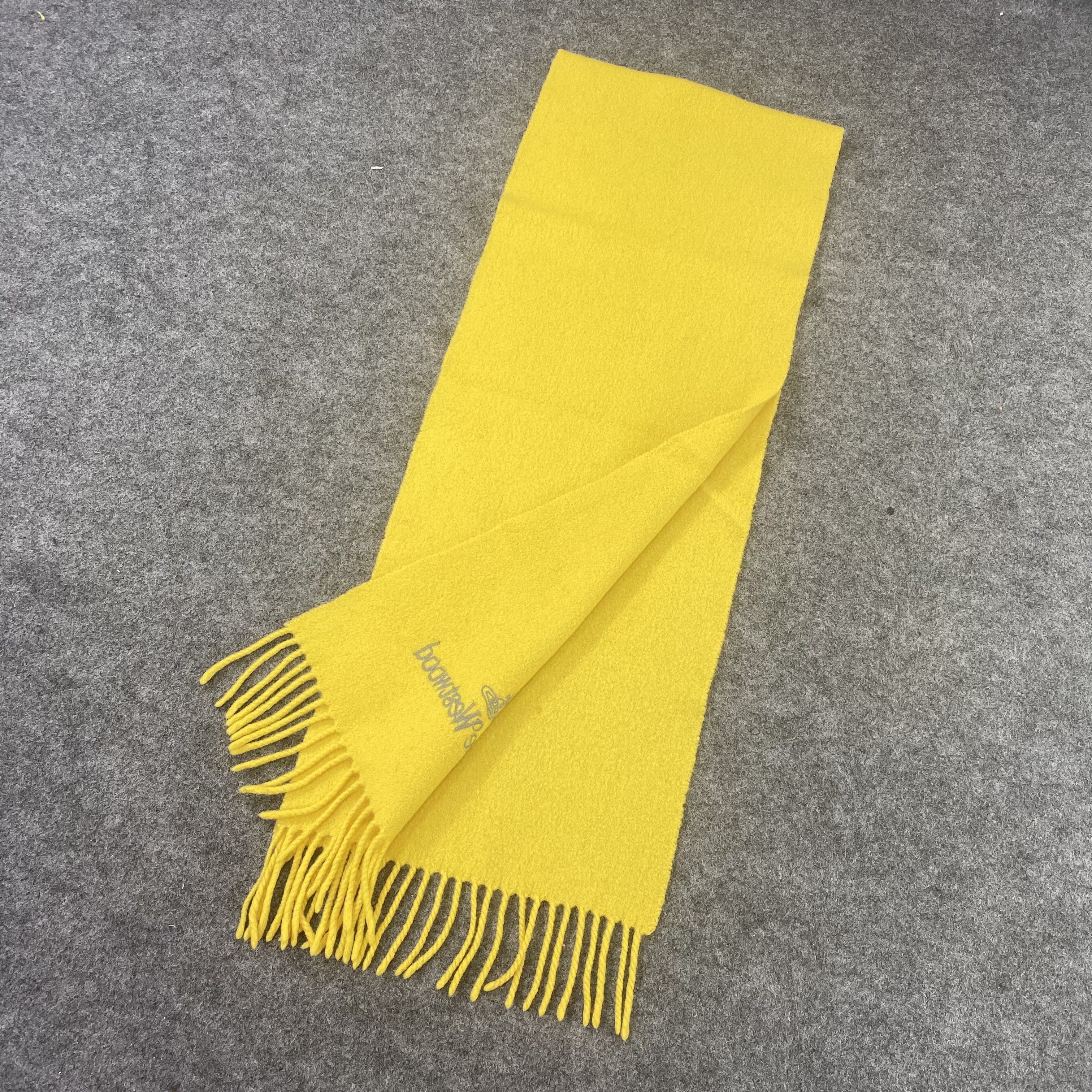Vintage Missing Tag Vivienne Westwood Scarf/Muffler/Neckwear -T1091 Size ONE SIZE - 3 Thumbnail