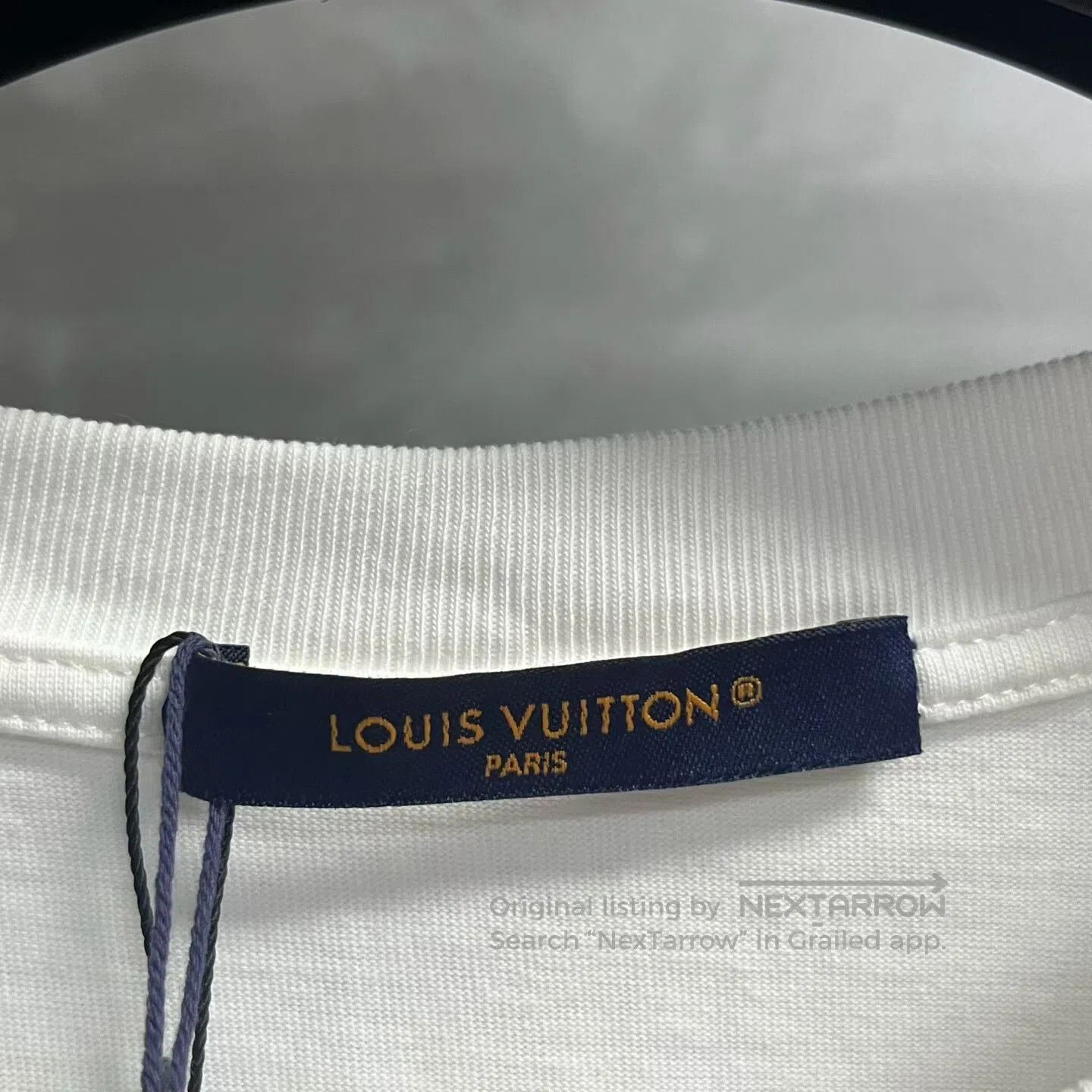 Louis Vuitton Louis Vuitton Solid-colored round-neck printed pattern sho Size US S / EU 44-46 / 1 - 2 Thumbnail