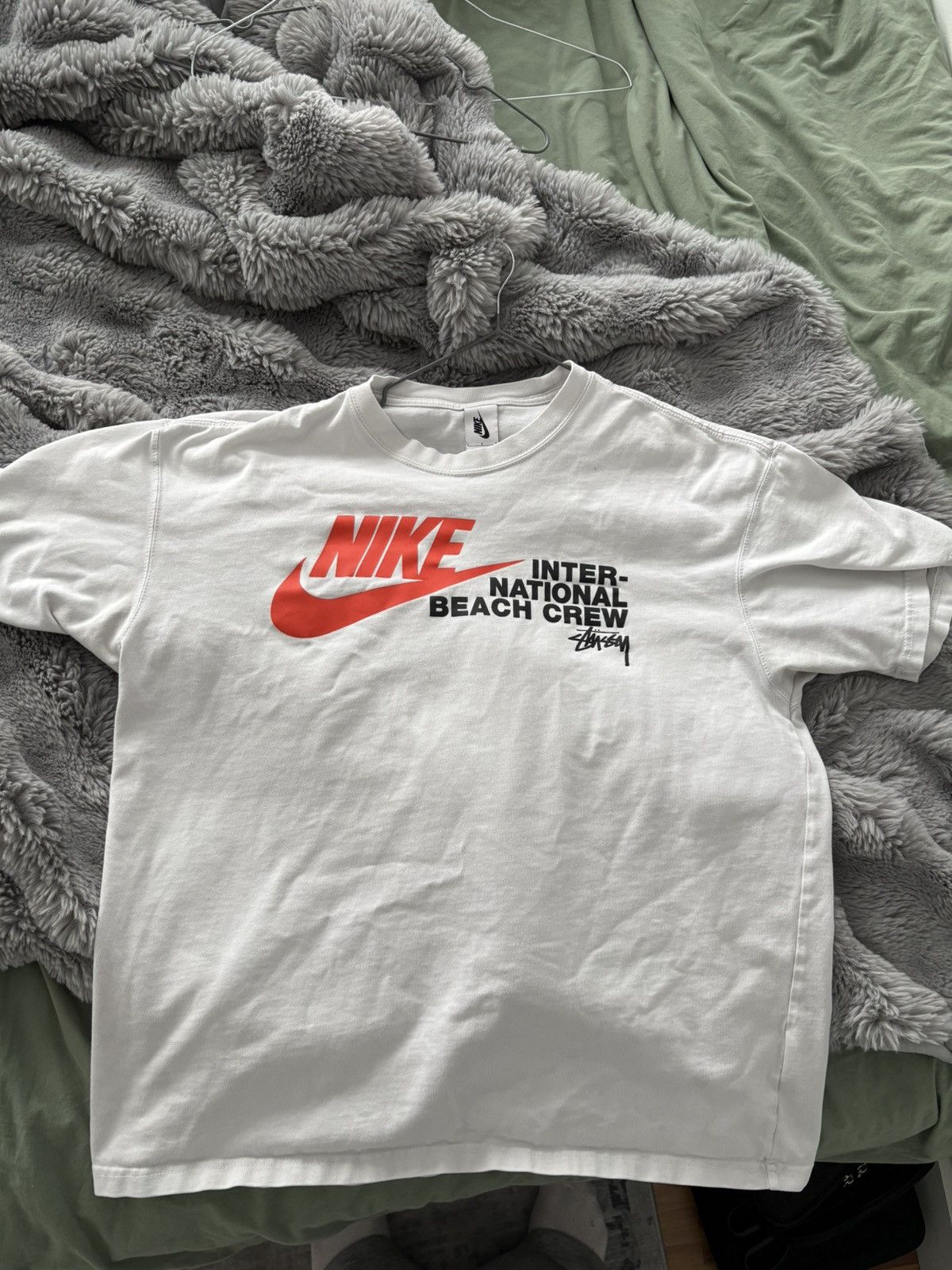 Nike × Stussy Nike Stussy International Beach Crew Size L White Size US L / EU 52-54 / 3 - 1 Thumbnail