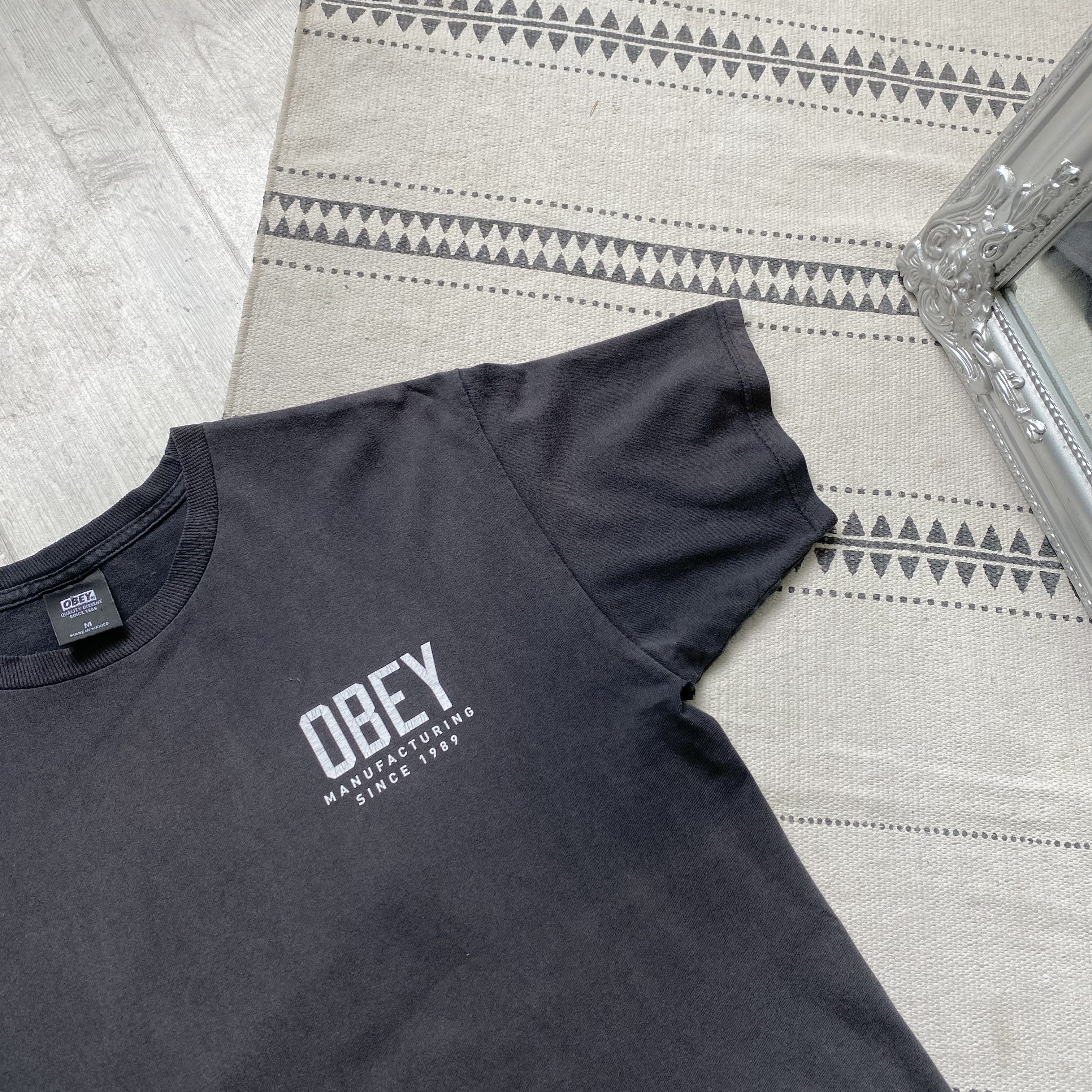 Obey 🛹 Vintage Faded Obey tee big logo Skater thrasher stussy Size US M / EU 48-50 / 2 - 6 Thumbnail